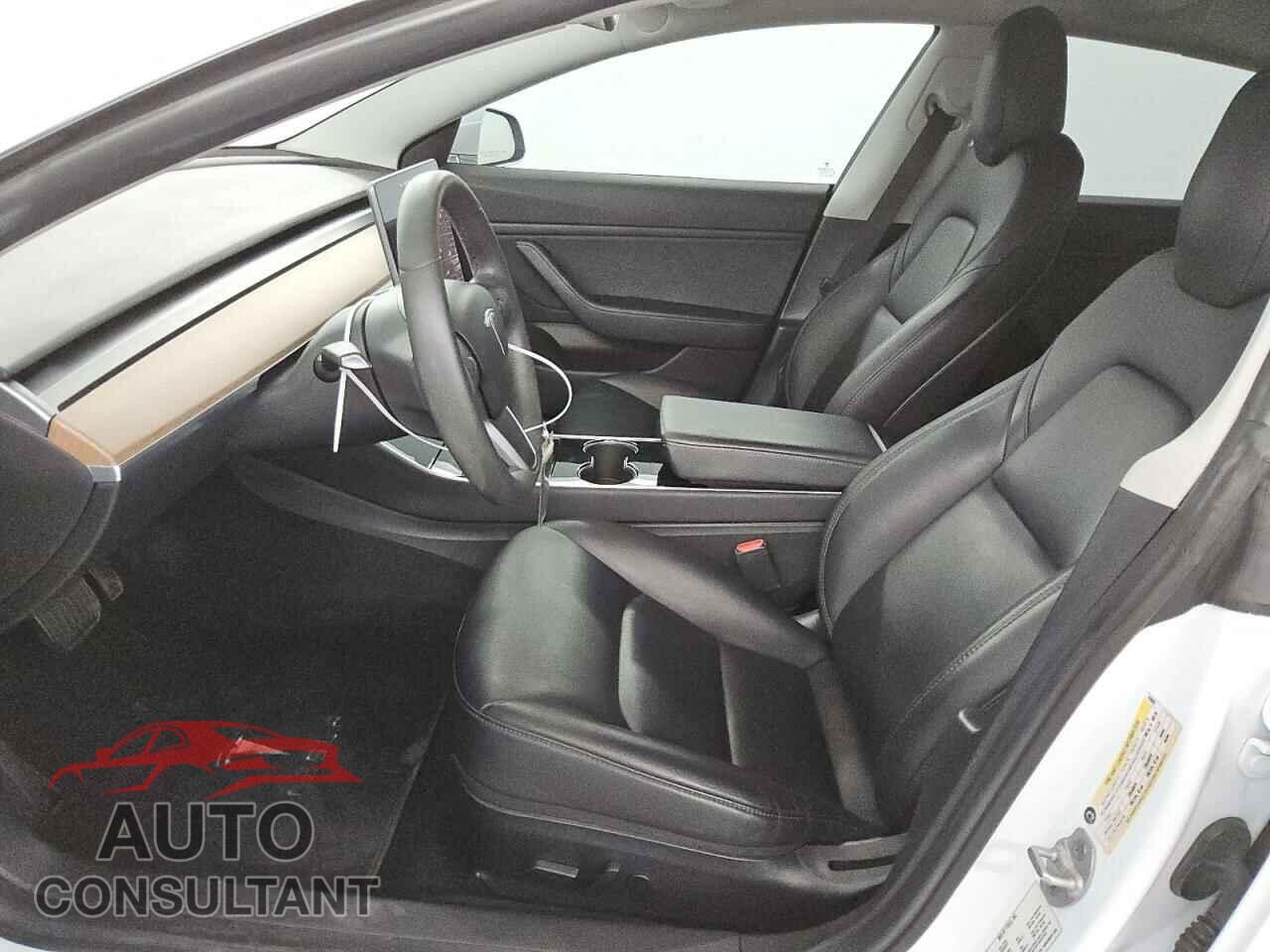 TESLA MODEL 3 2019 - 5YJ3E1EA6KF476697