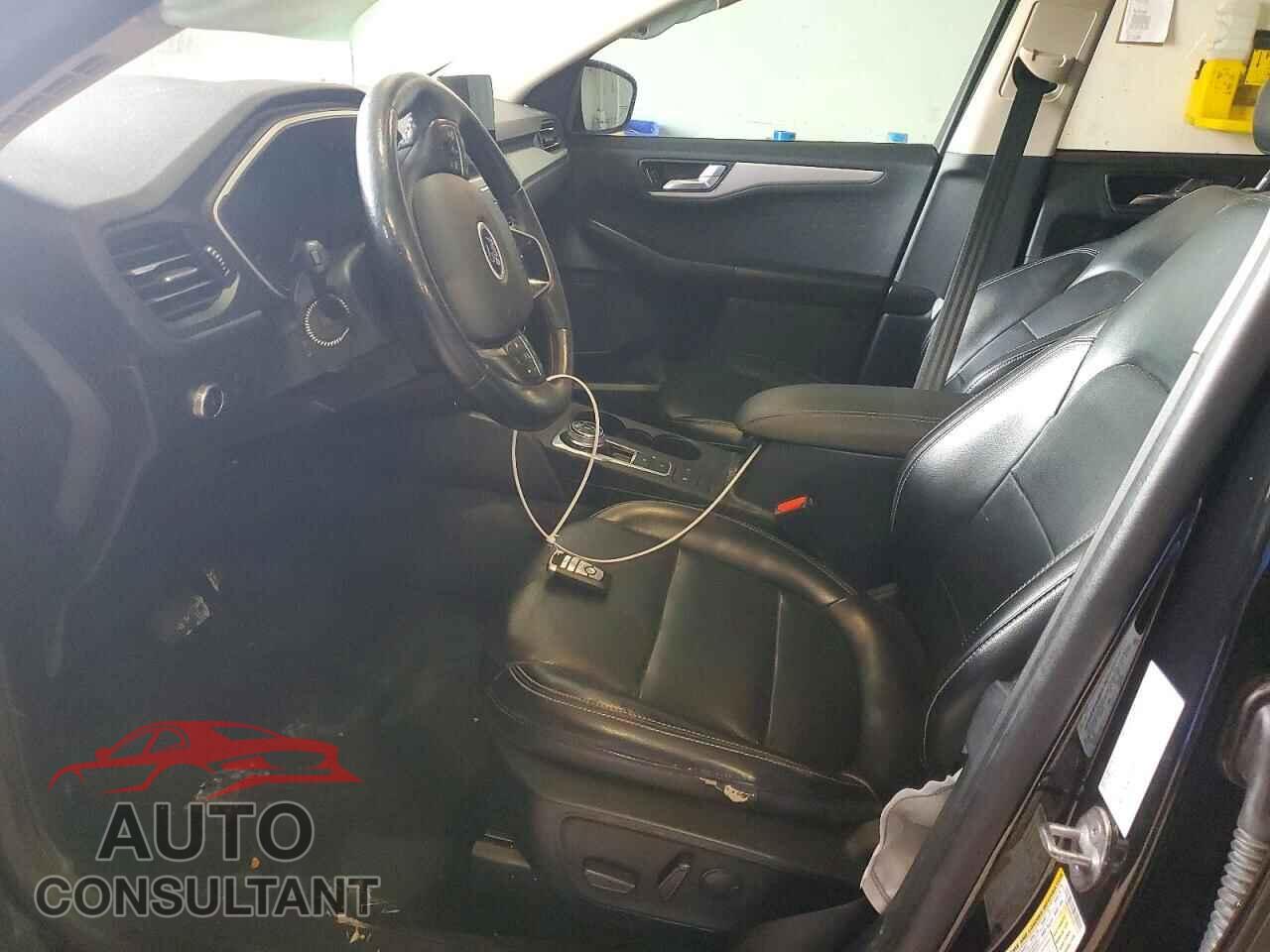 FORD ESCAPE 2020 - 1FMCU0H60LUA51419