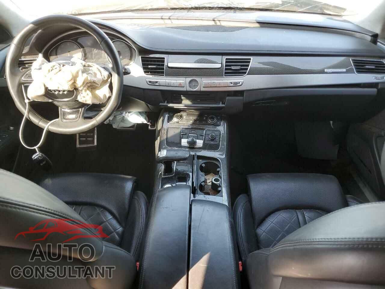 AUDI S8 2013 - WAUD2AFD7DN018965
