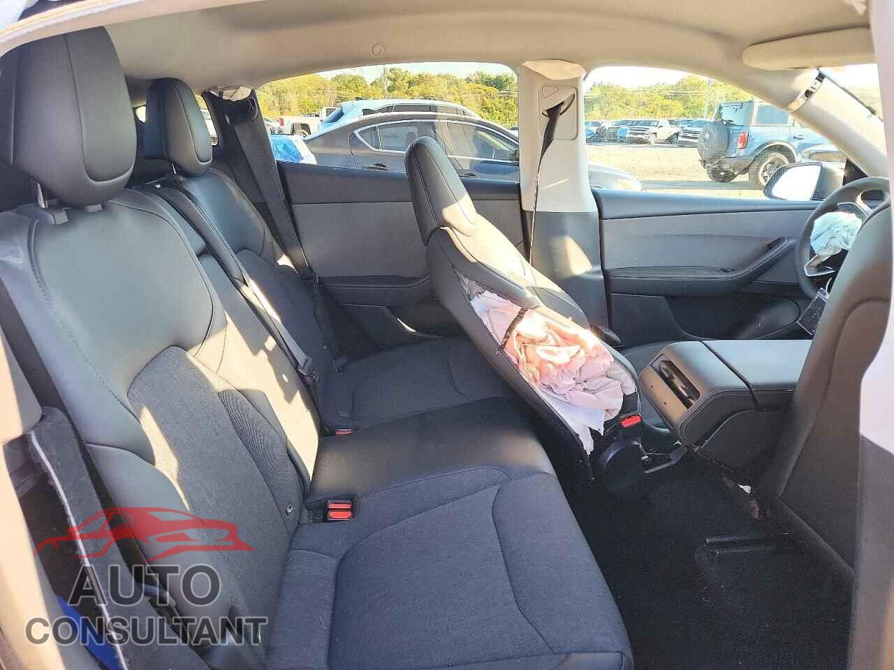TESLA MODEL Y 2026 - 7SAYGDEDXTA591946