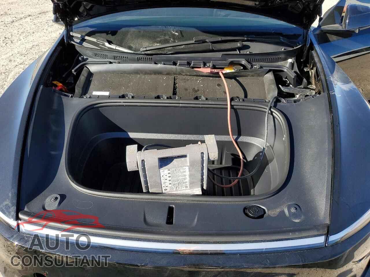 TESLA MODEL Y 2026 - 7SAYGDED0TA593804