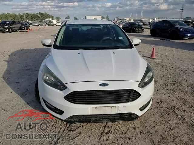 FORD FOCUS 2017 - 1FADP3FE7HL276502