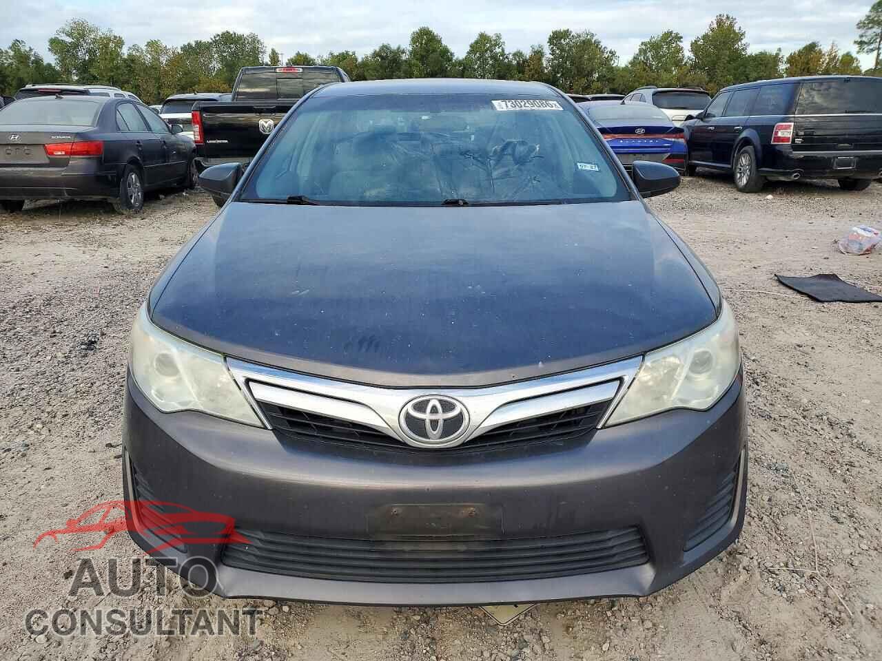 TOYOTA CAMRY 2013 - 4T4BF1FK2DR329952