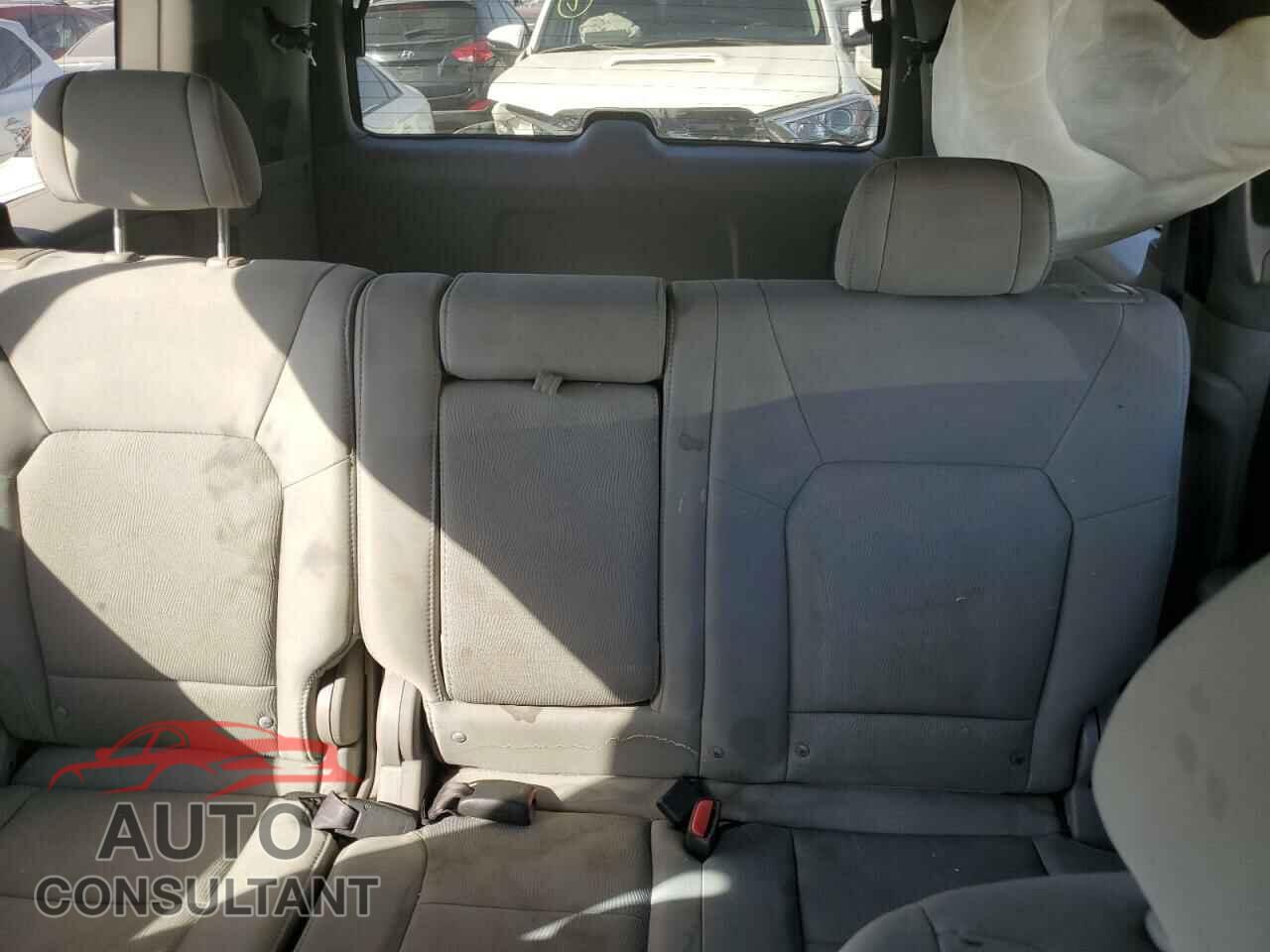 HONDA PILOT 2011 - 5FNYF3H22BB050511