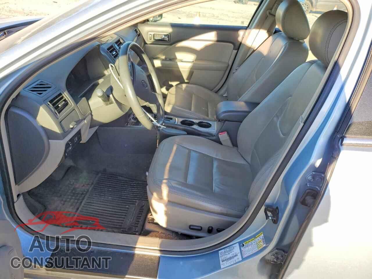 FORD FUSION 2011 - 3FADP0L30BR102958