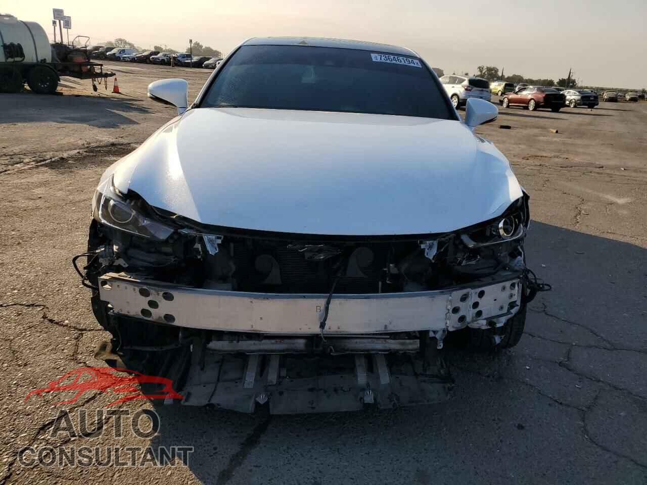 LEXUS IS 2018 - JTHBA1D29J5064810