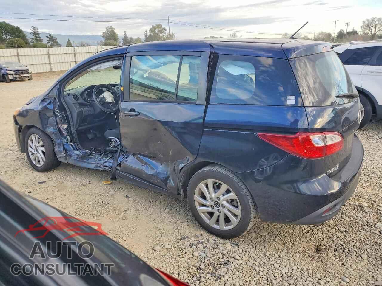 MAZDA 5 2014 - JM1CW2BLXE0177094