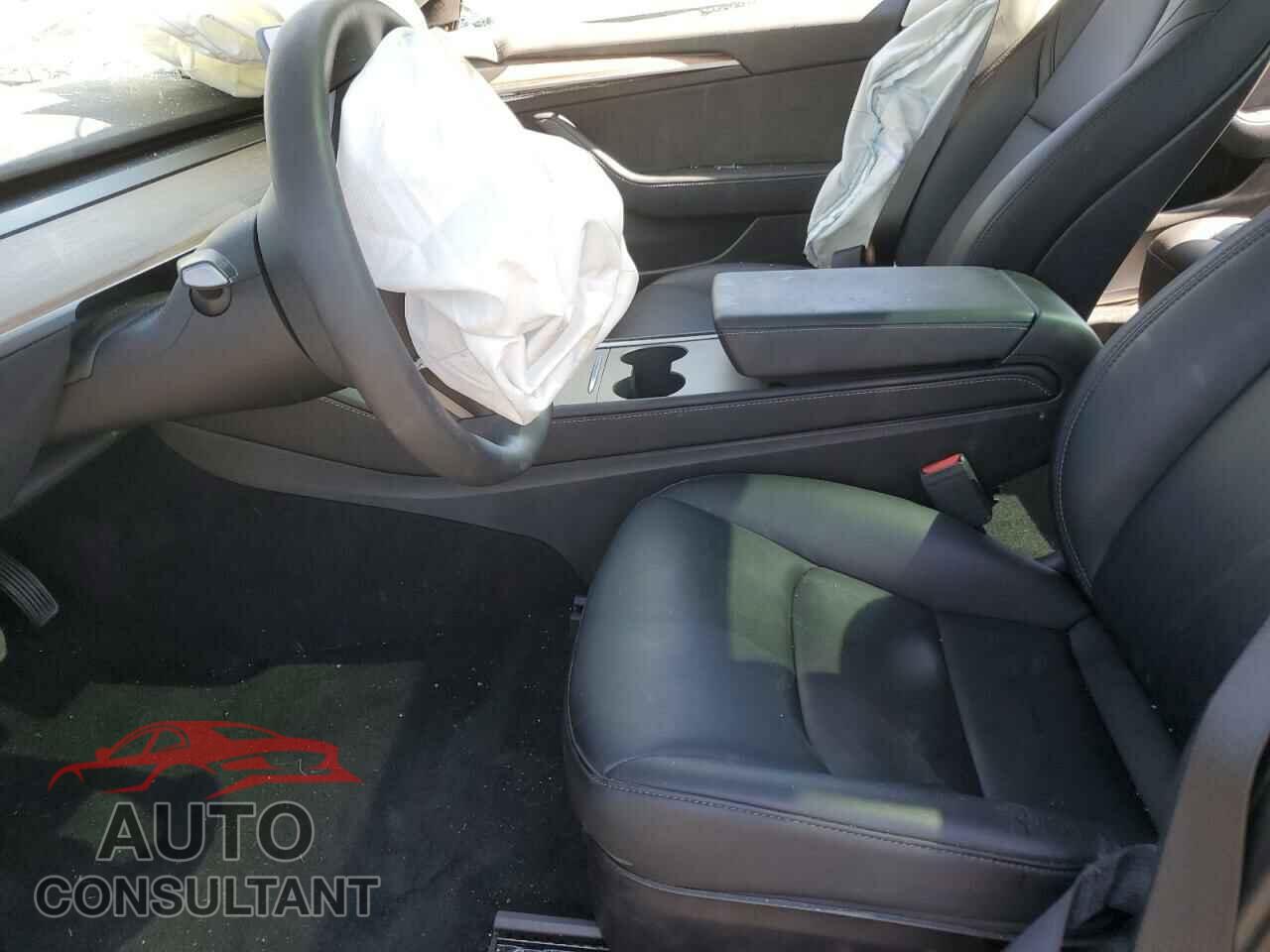 TESLA MODEL 3 2023 - 5YJ3E1EA5PF396539