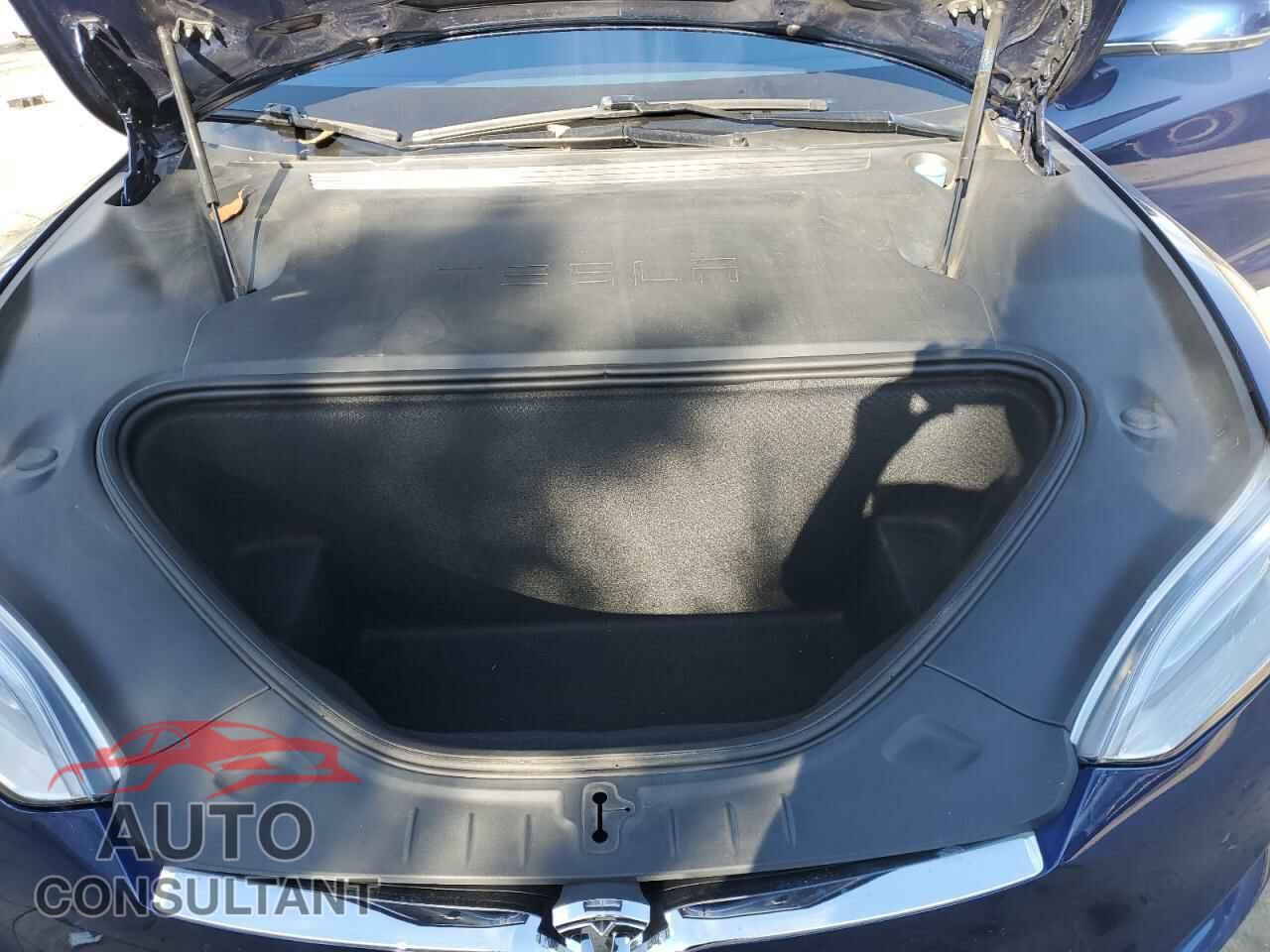 TESLA MODEL S 2019 - 5YJSA1E28KF330141