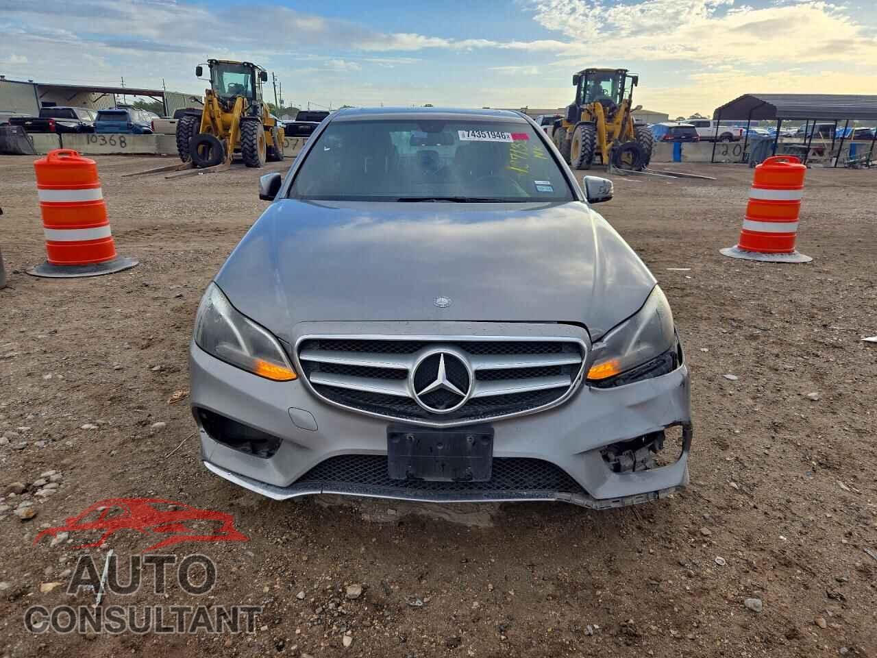 MERCEDES-BENZ E-CLASS 2015 - WDDHF5KB4FB137135