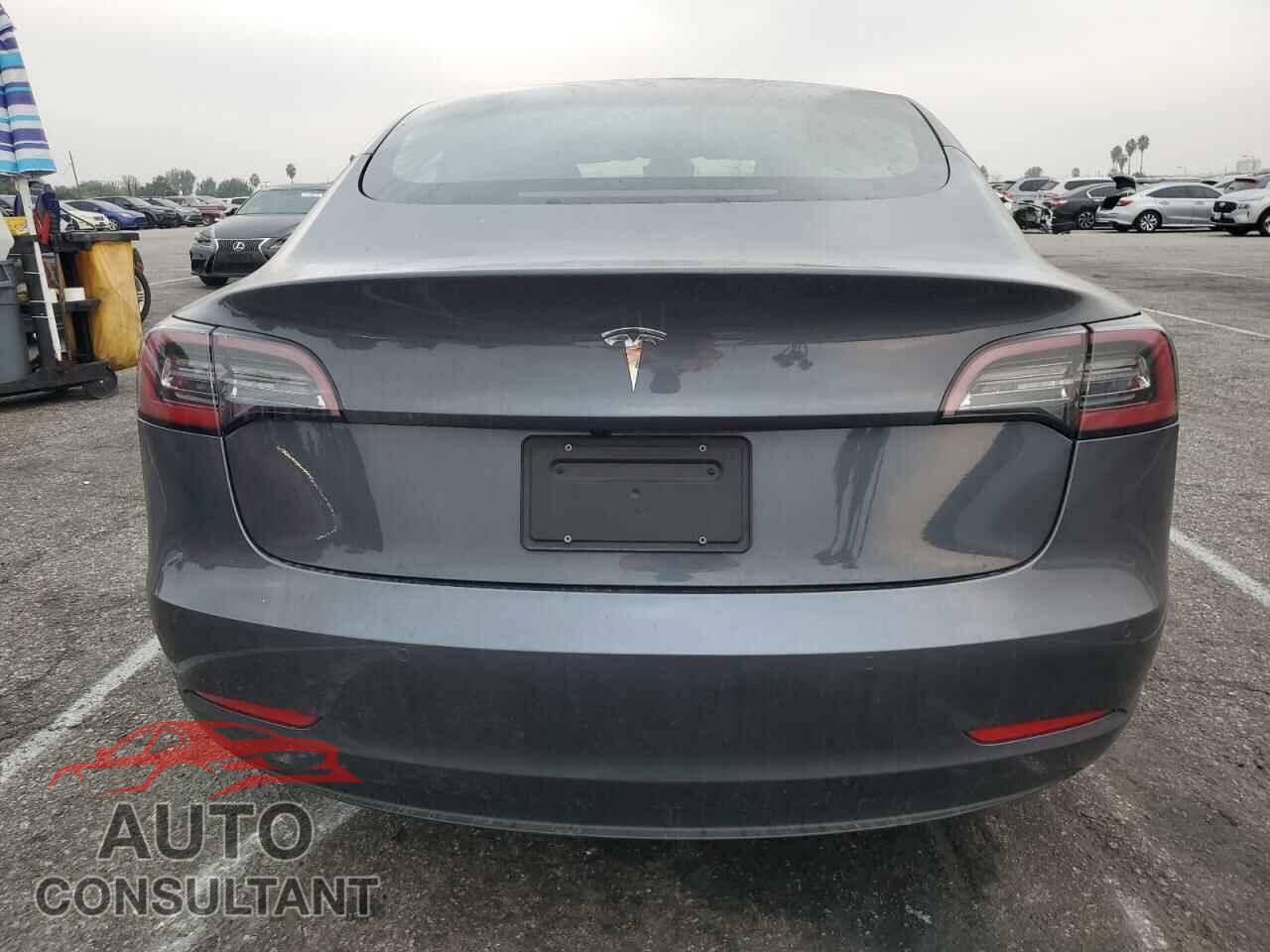 TESLA MODEL 3 2021 - 5YJ3E1EA8MF930659