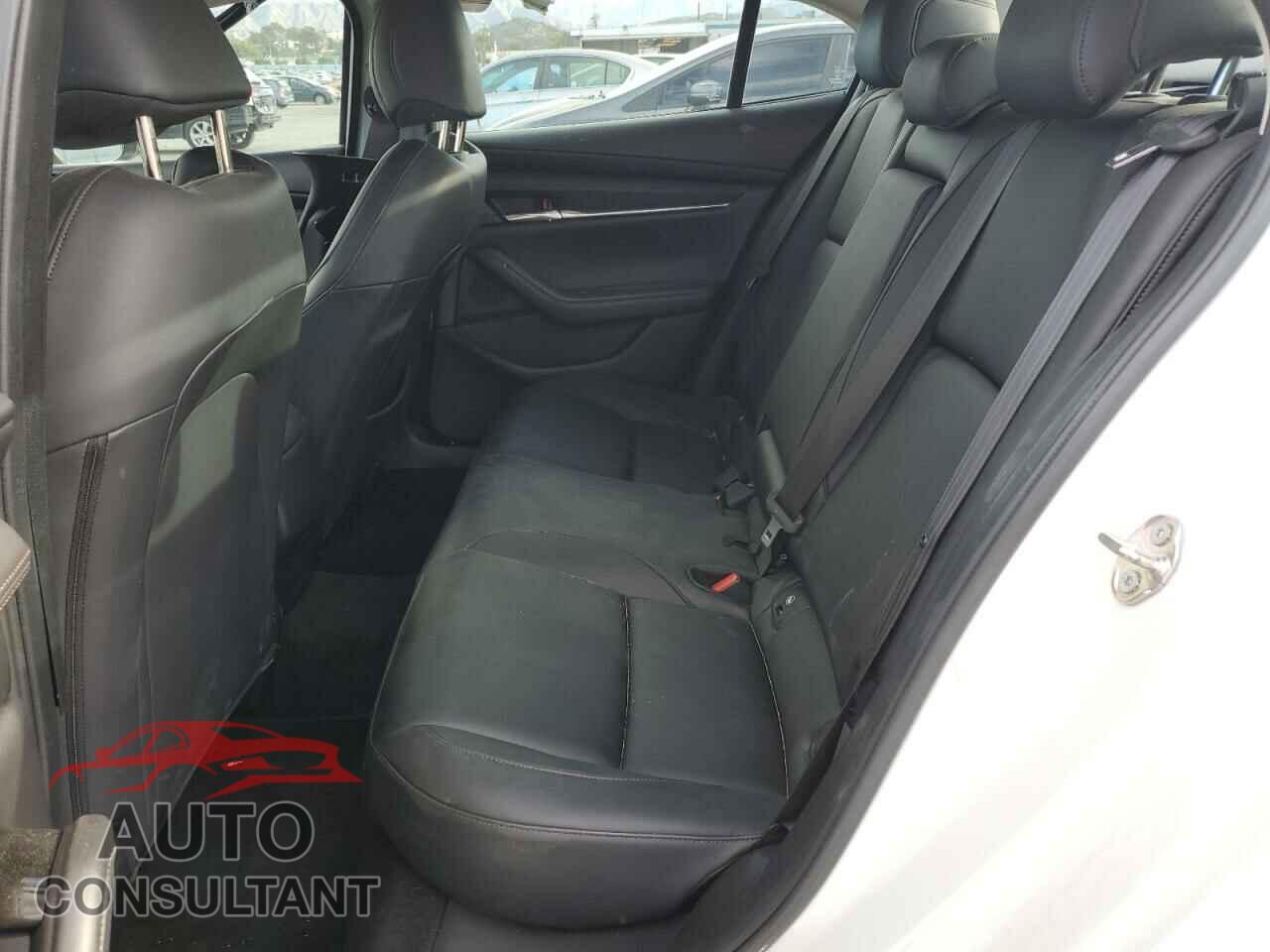 MAZDA 3 2019 - JM1BPACL0K1109765