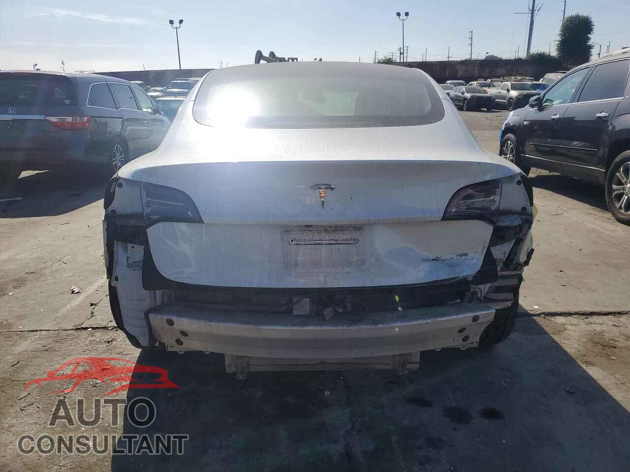TESLA MODEL 3 2020 - 5YJ3E1EB0LF637345
