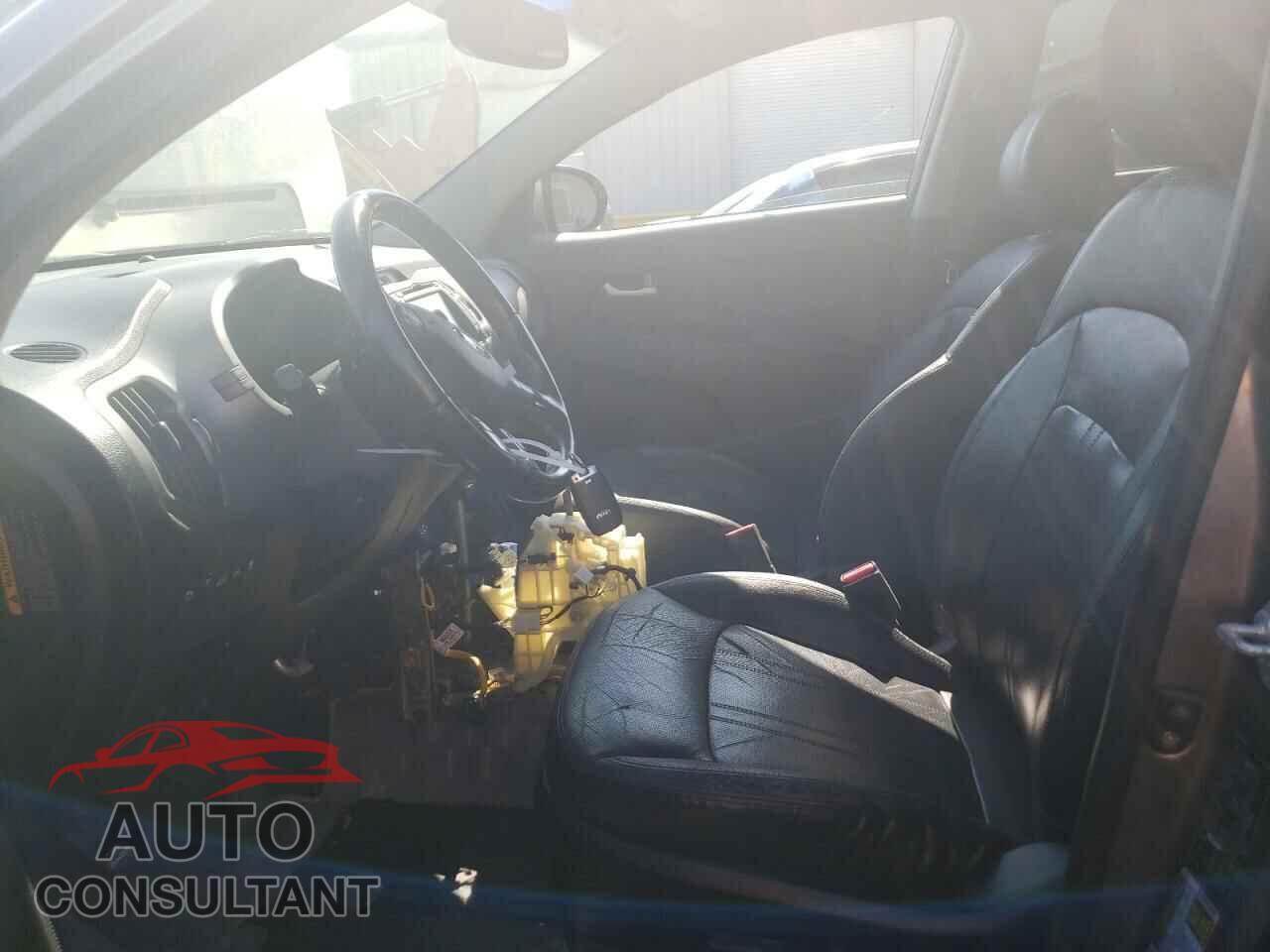 KIA SEDONA 2016 - KNDPC3AC3G7830862