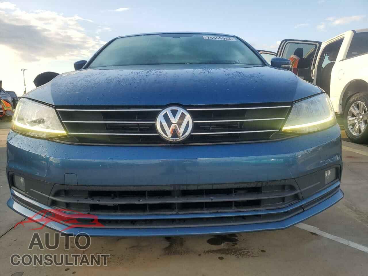 VOLKSWAGEN JETTA 2017 - 3VWL17AJ6HM387010