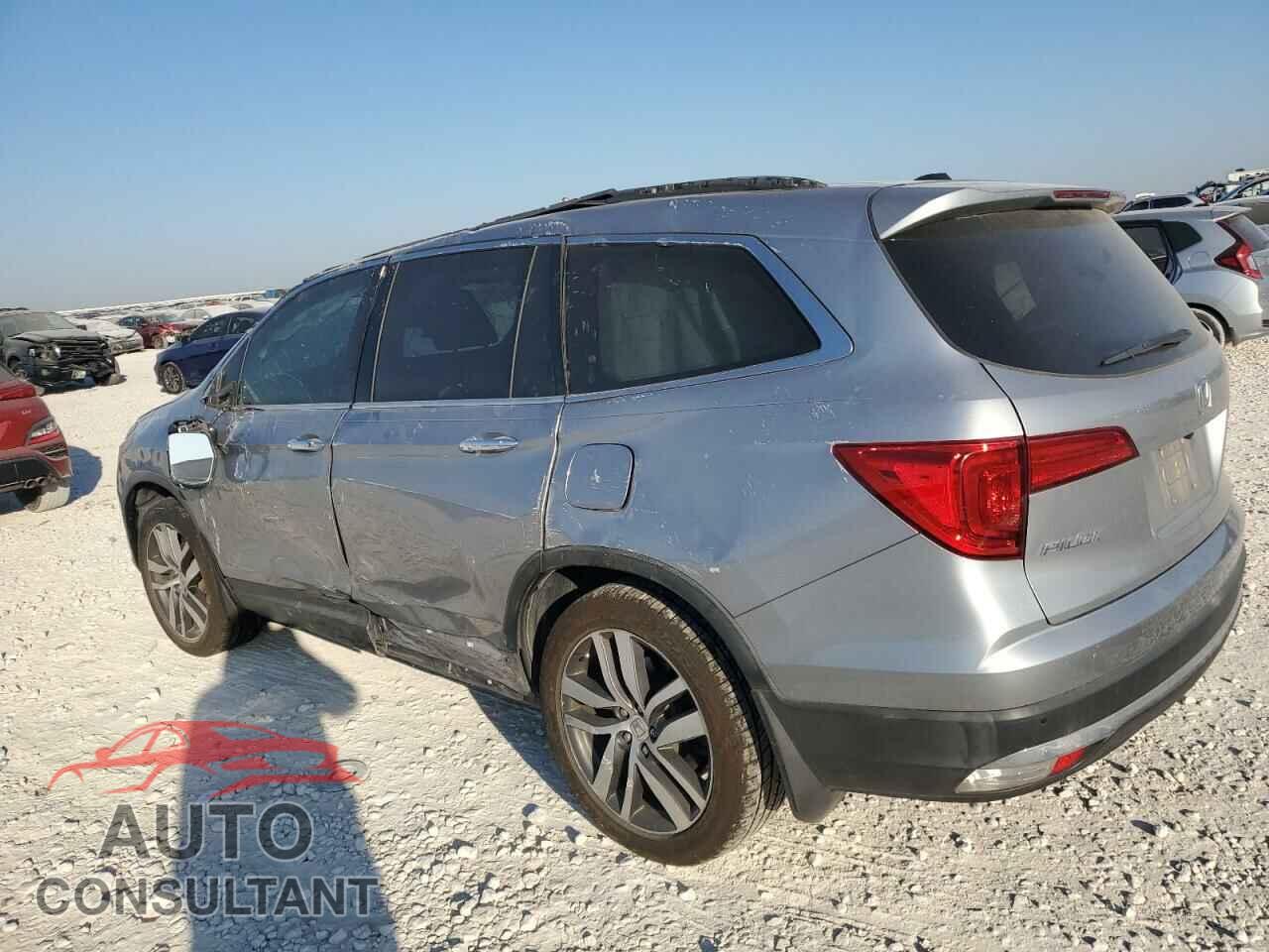 HONDA PILOT 2016 - 5FNYF5H99GB057536