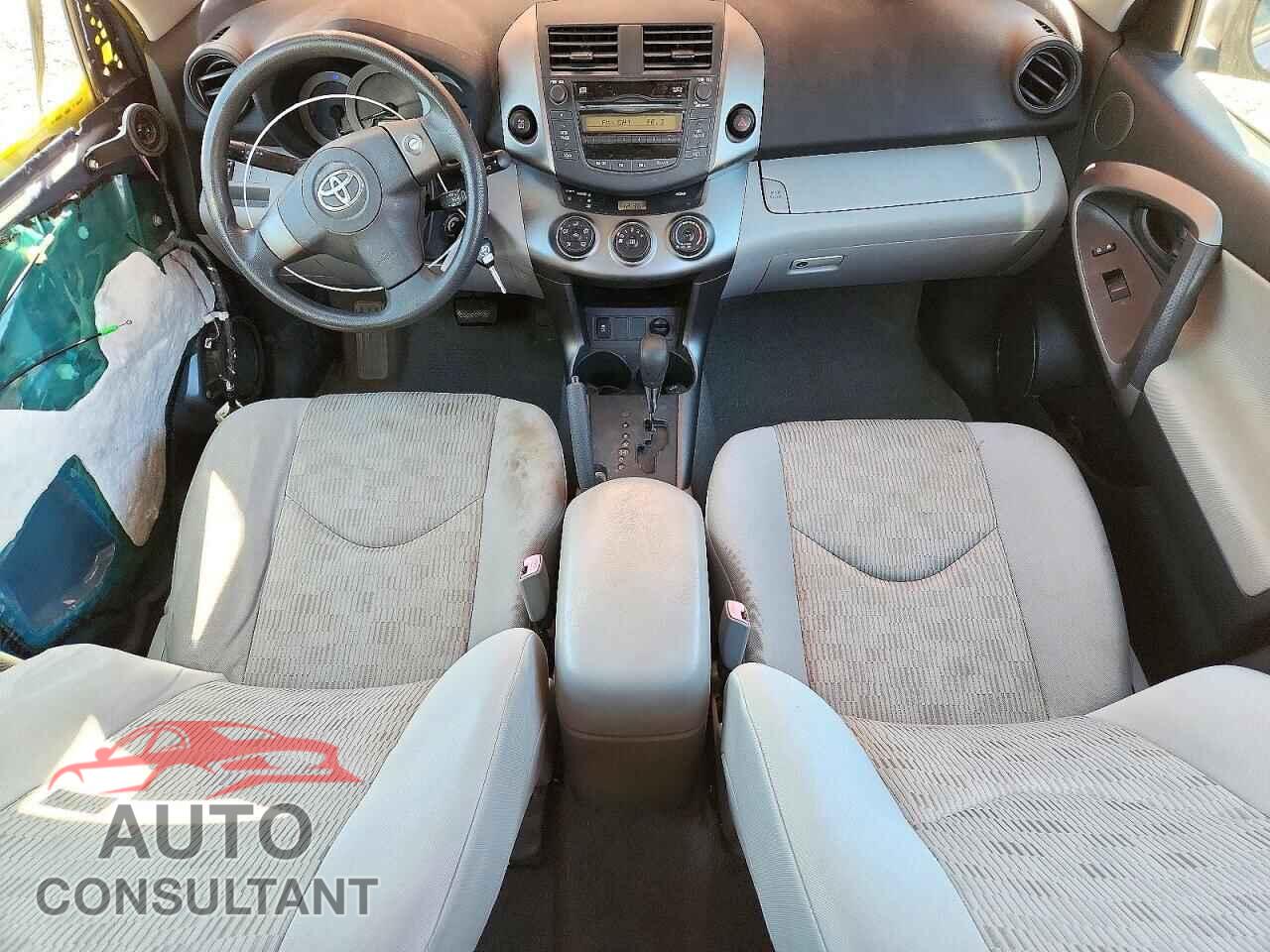 TOYOTA RAV4 2011 - JTMBF4DV7B5038206