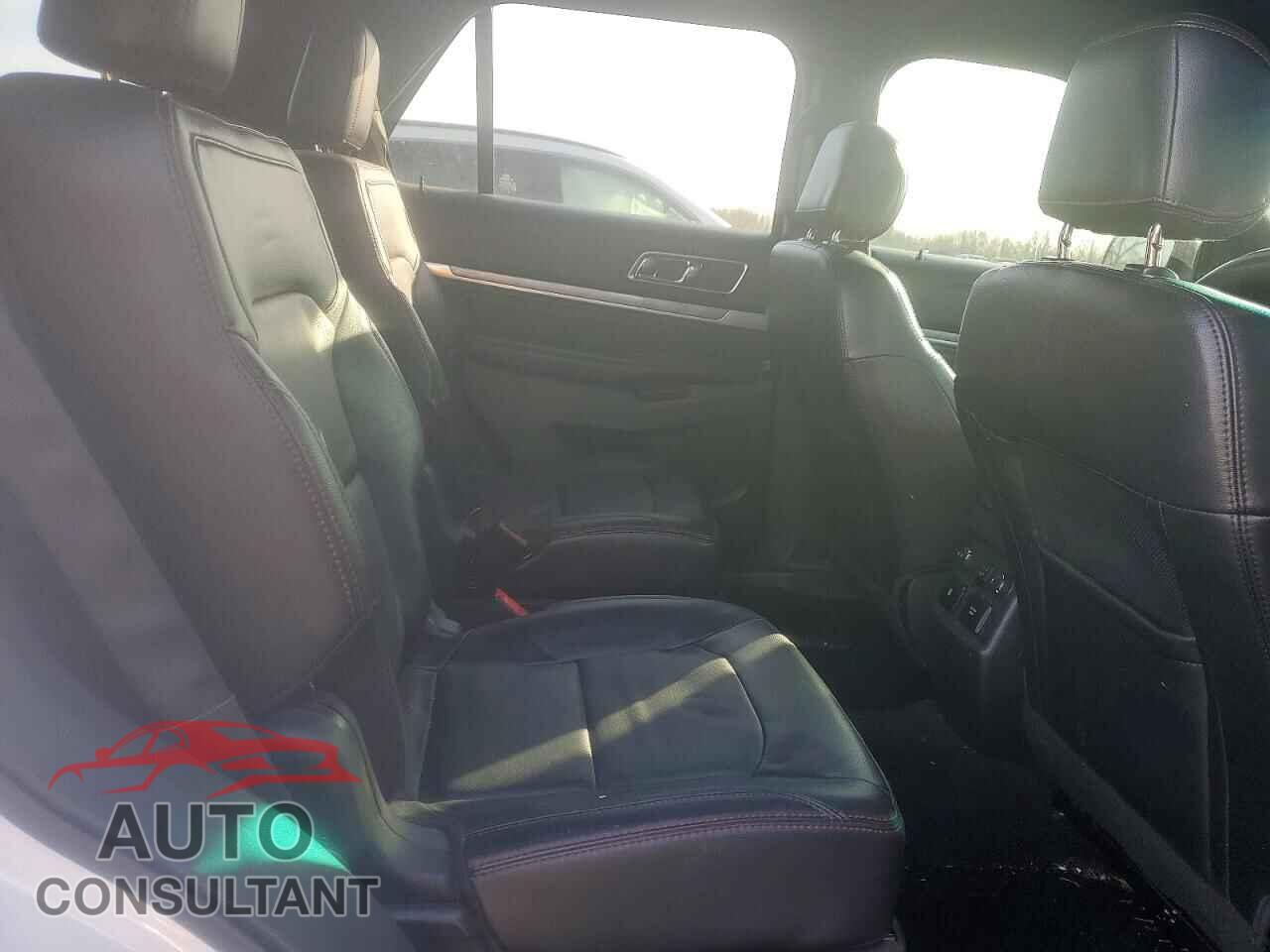 FORD EXPLORER 2017 - 1FM5K8GT5HGB37657