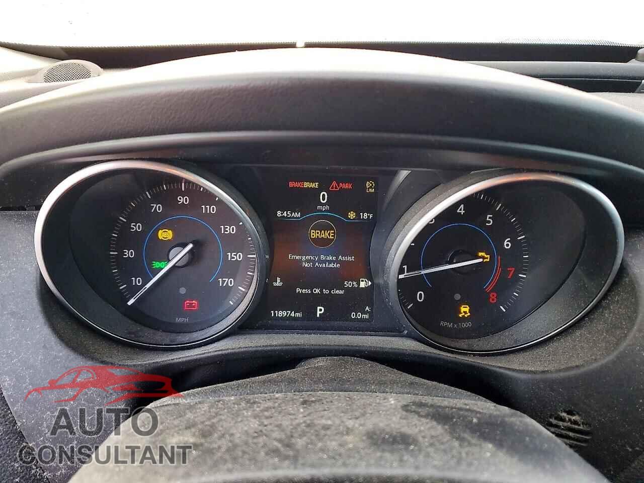 JAGUAR XE 2017 - SAJAD4BG5HA947181