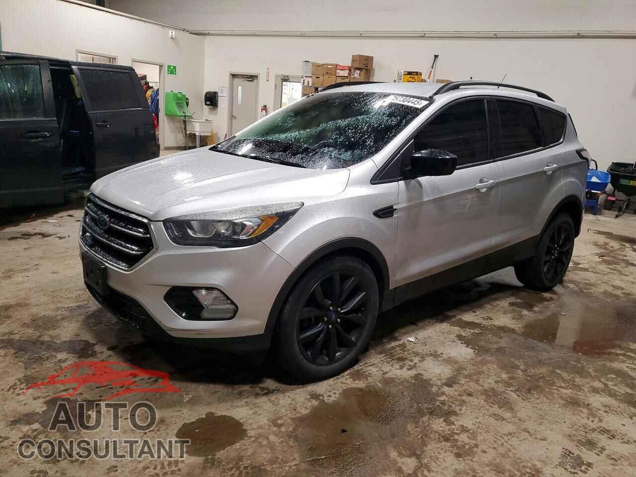 FORD ESCAPE 2017 - 1FMCU0G96HUC90623