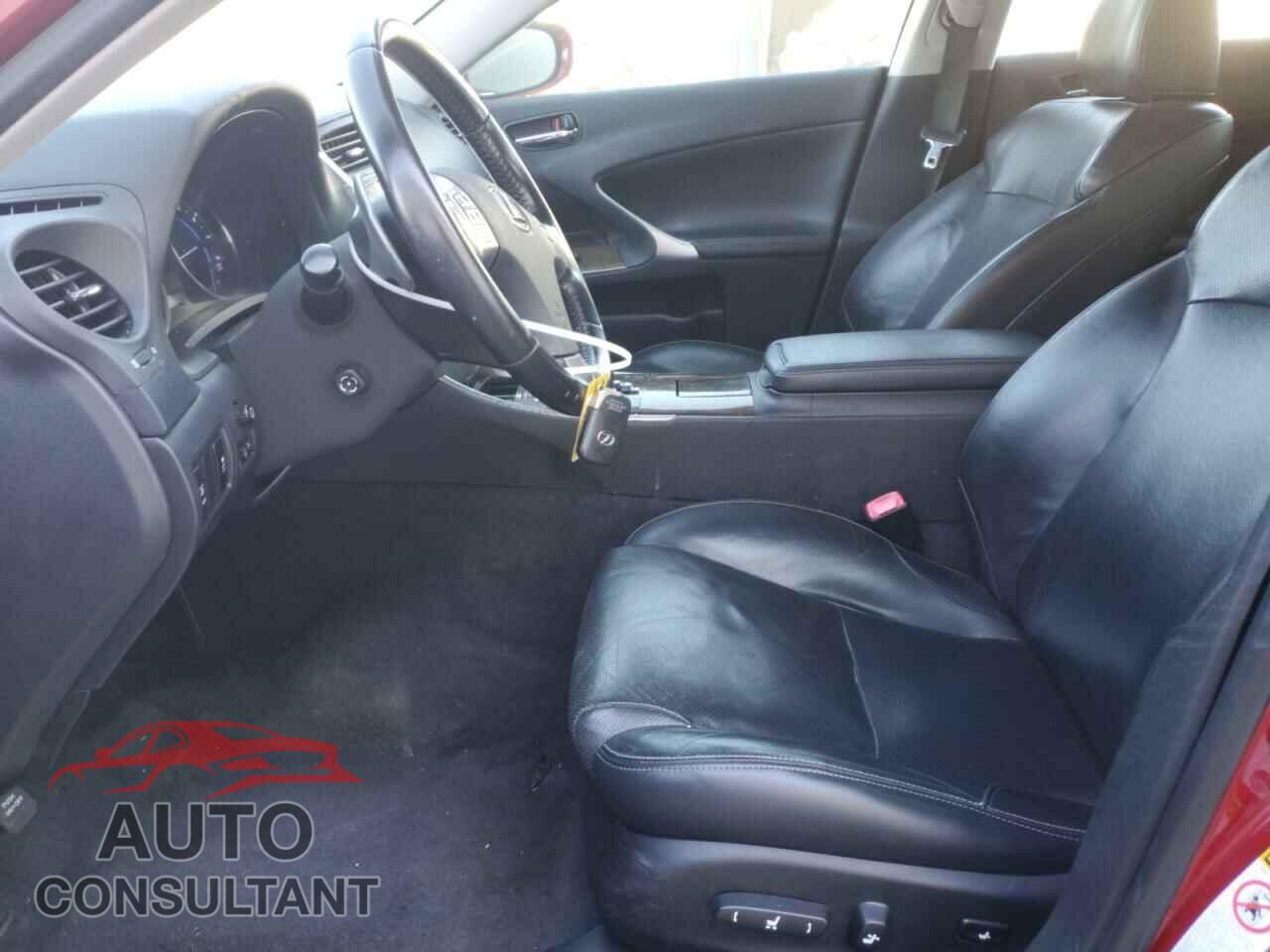 LEXUS IS 2013 - JTHCF5C27D5061892