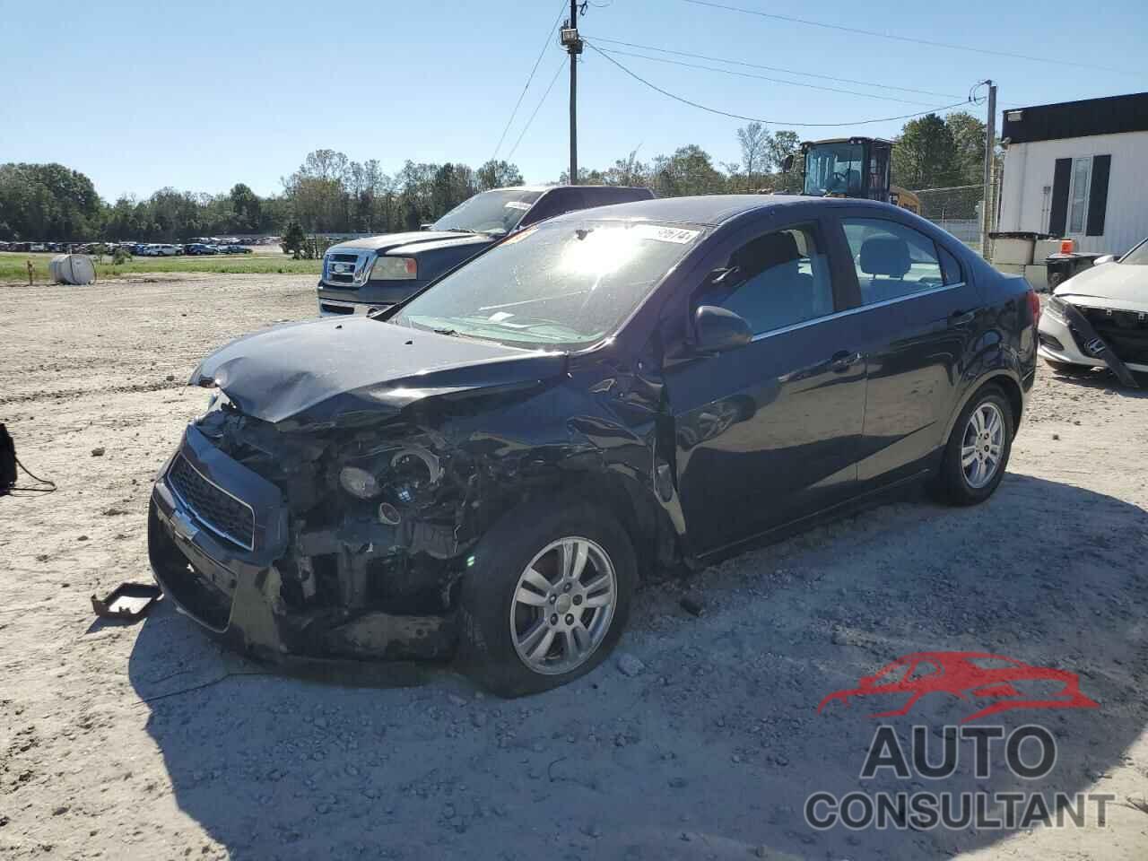 CHEVROLET SONIC 2013 - 1G1JC5SG2D4176901