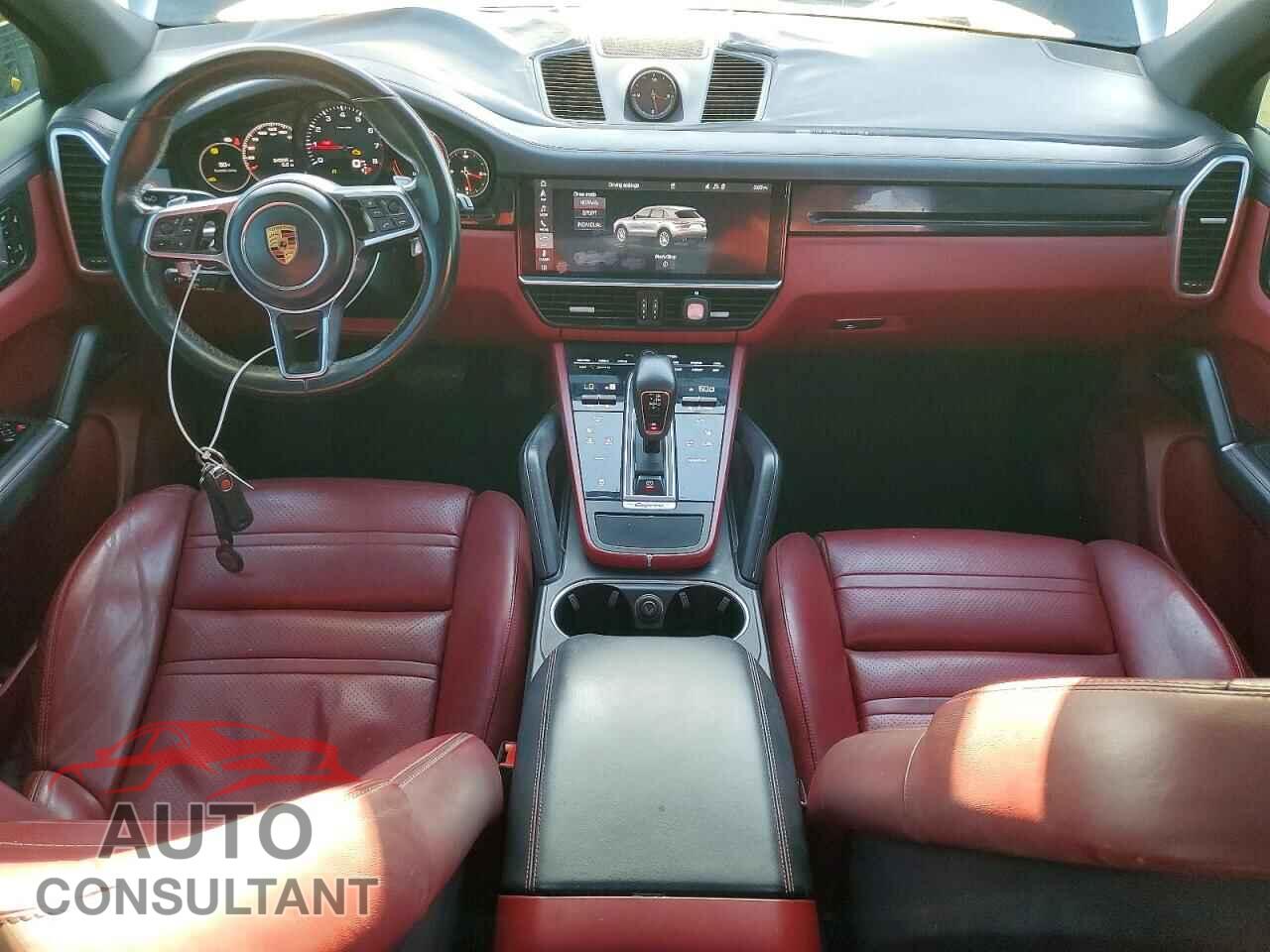 PORSCHE CAYENNE 2019 - WP1AA2AY5KDA03827