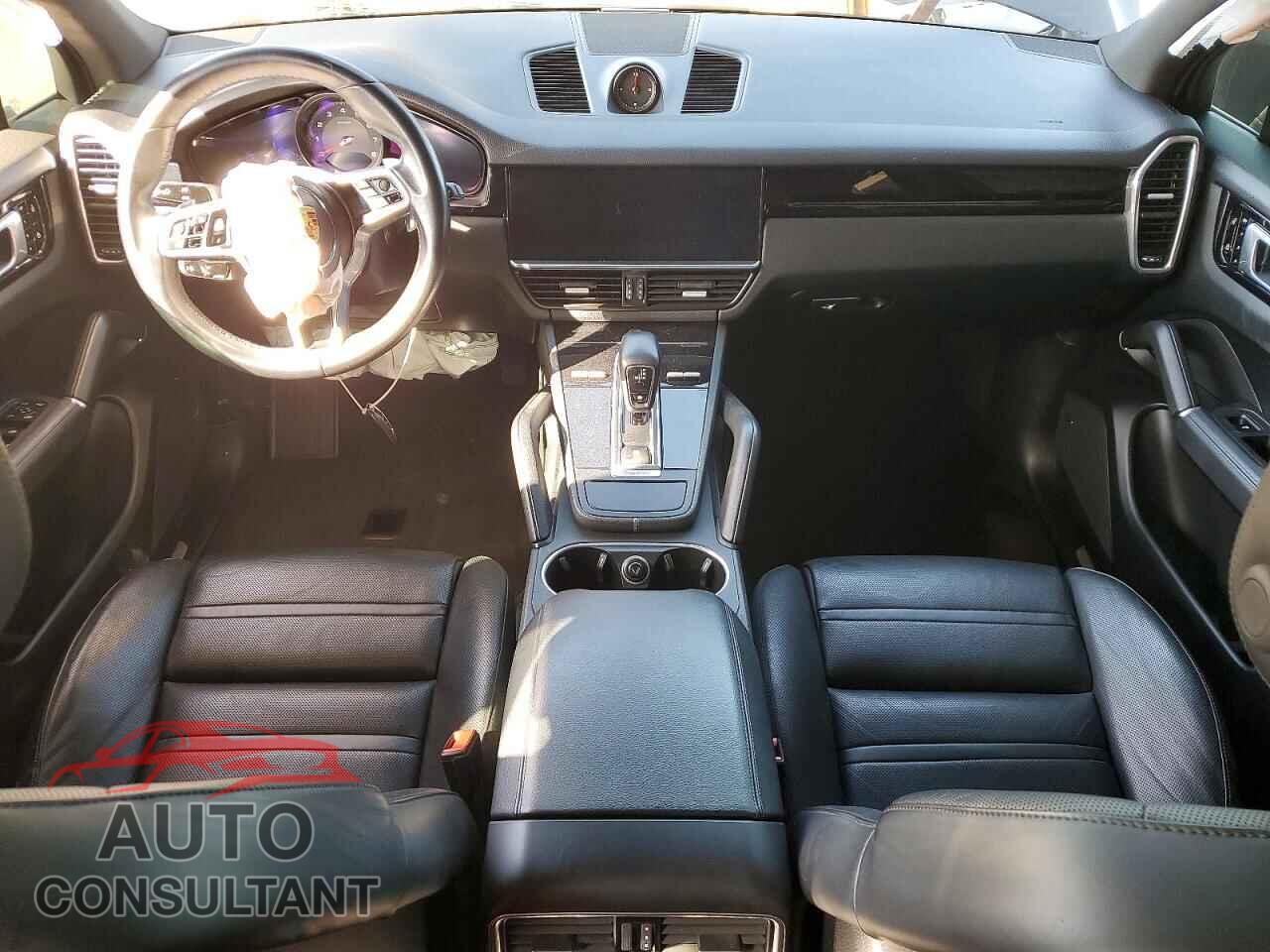 PORSCHE CAYENNE 2020 - WP1AA2AY7LDA08867