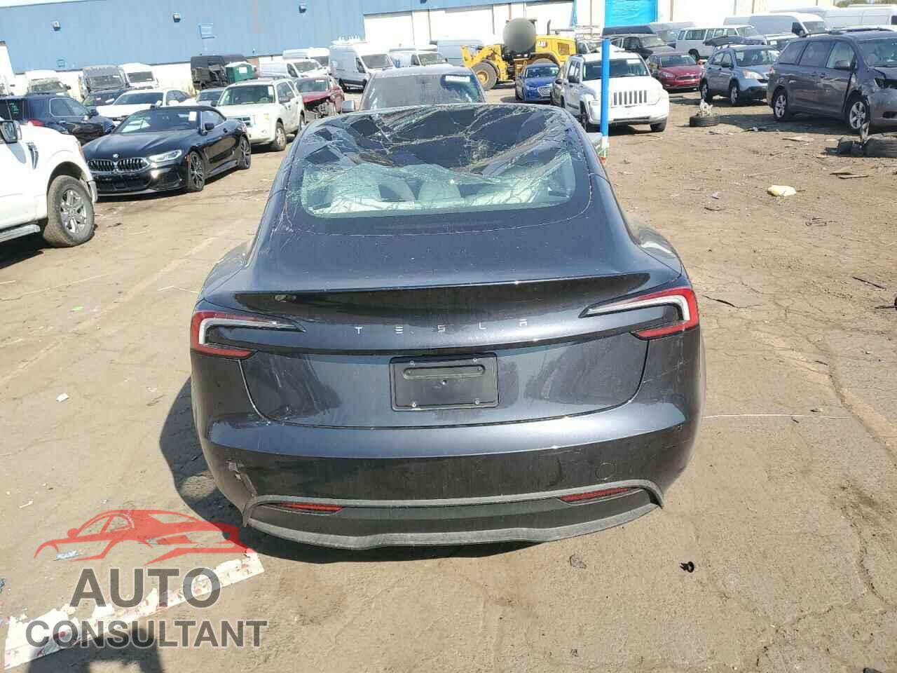 TESLA MODEL 3 2024 - 5YJ3E1EA6RF801522