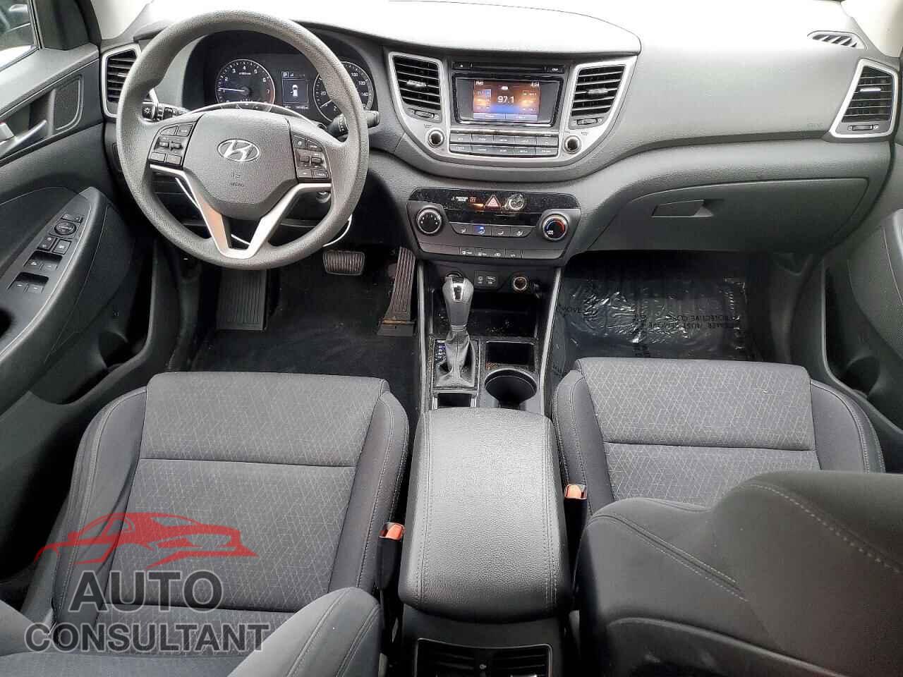 HYUNDAI TUCSON 2017 - KM8J3CA27HU493463