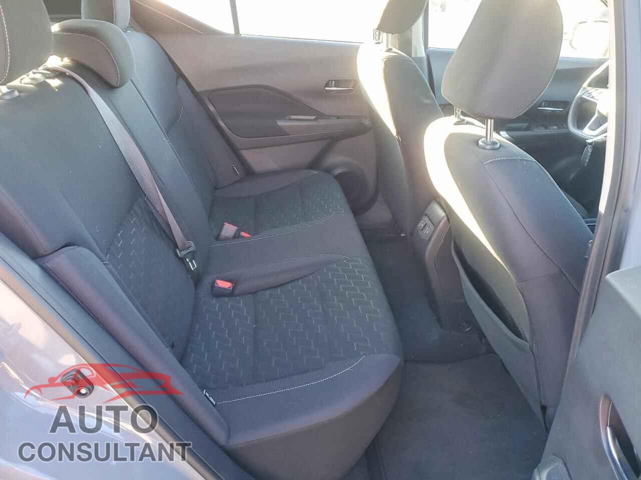 NISSAN KICKS 2021 - 3N1CP5CVXML542201
