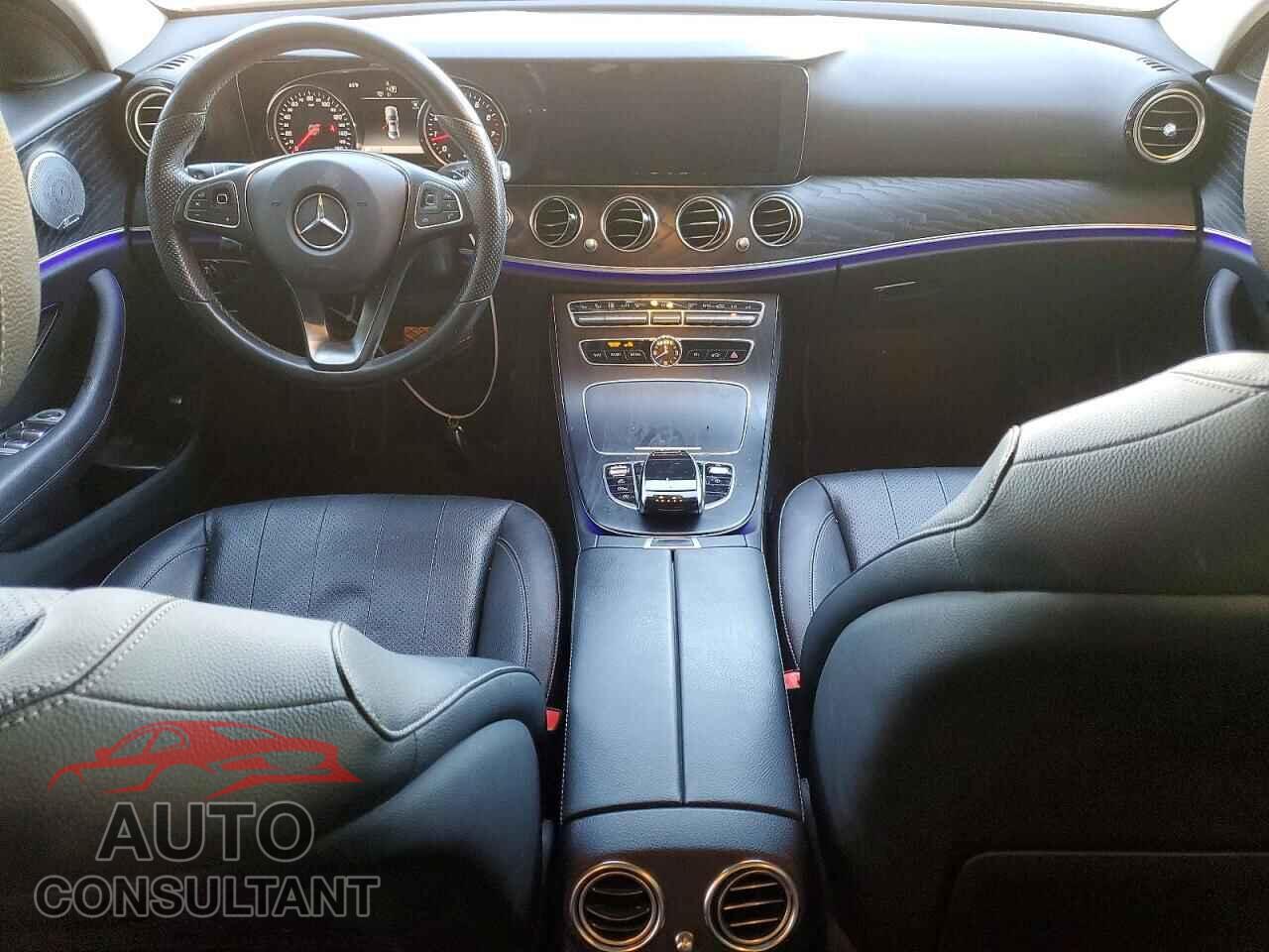 MERCEDES-BENZ E-CLASS 2018 - WDDZF4JB5JA317464