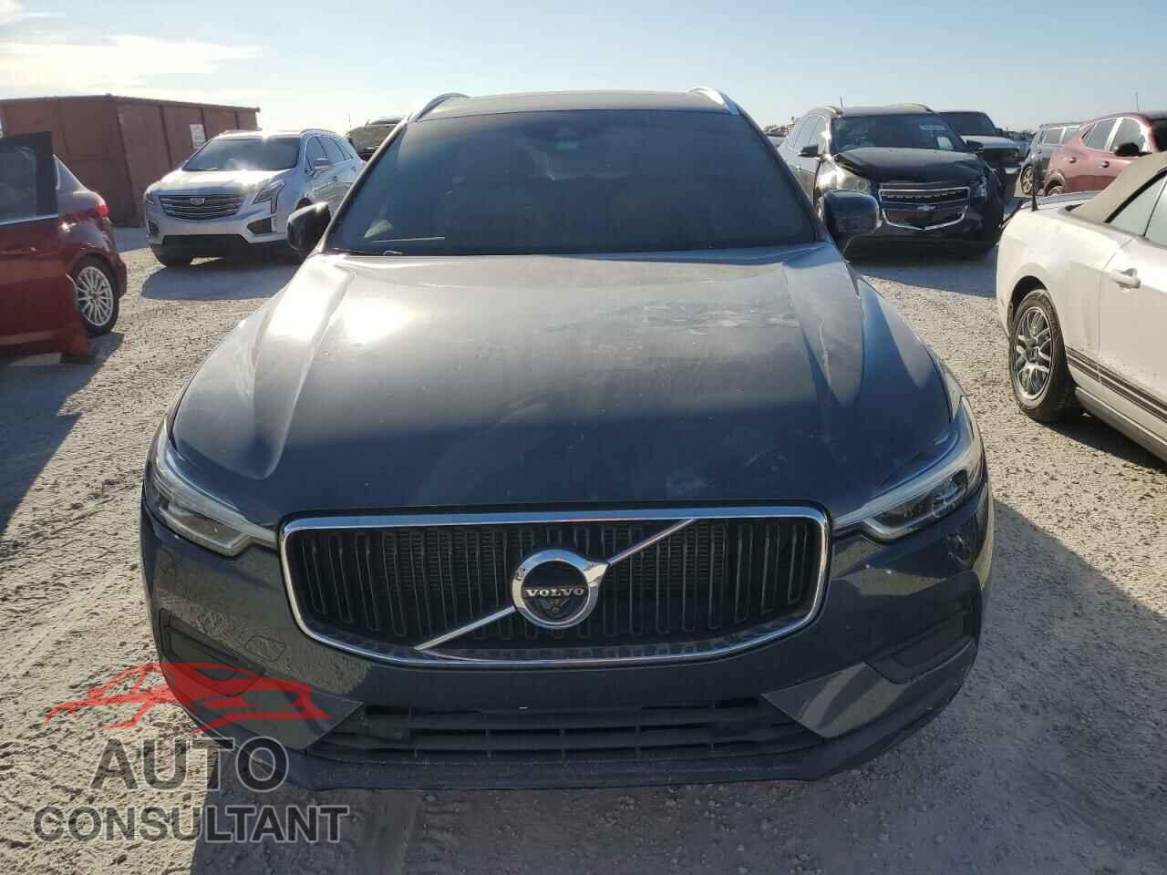 VOLVO XC60 2018 - YV4102RK7J1027239