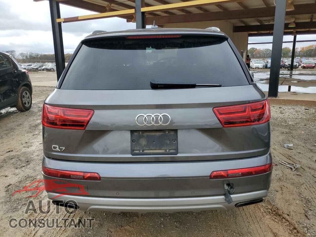 AUDI Q7 2019 - WA1LAAF72KD010538