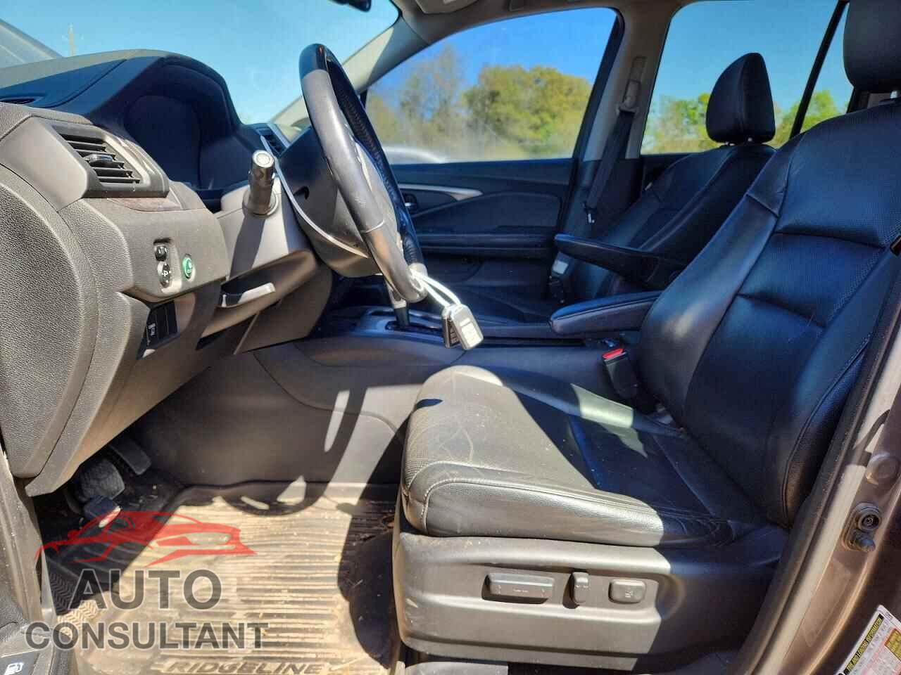 HONDA RIDGELINE 2017 - 5FPYK2F65HB010502