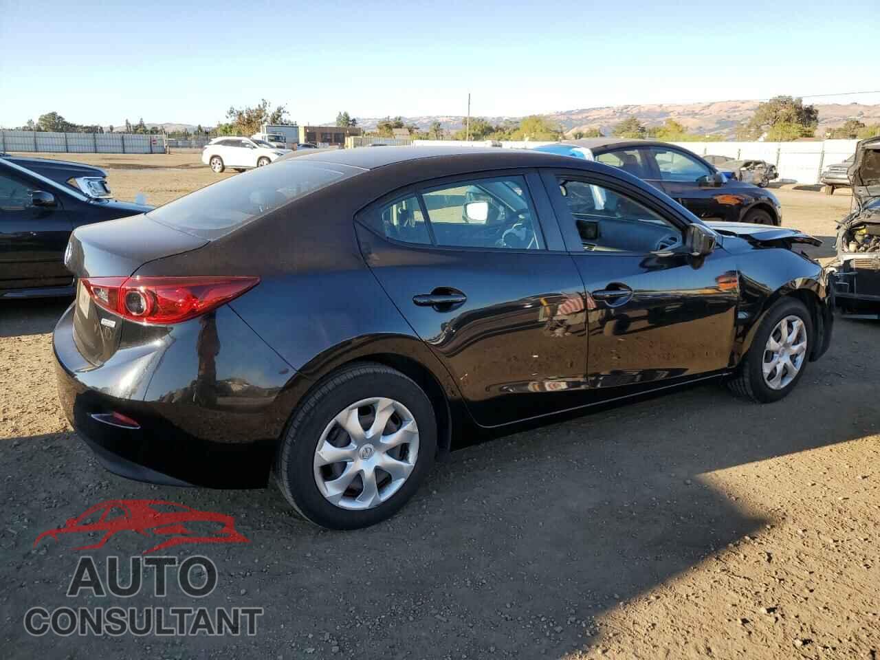 MAZDA 3 2017 - 3MZBN1U76HM101461