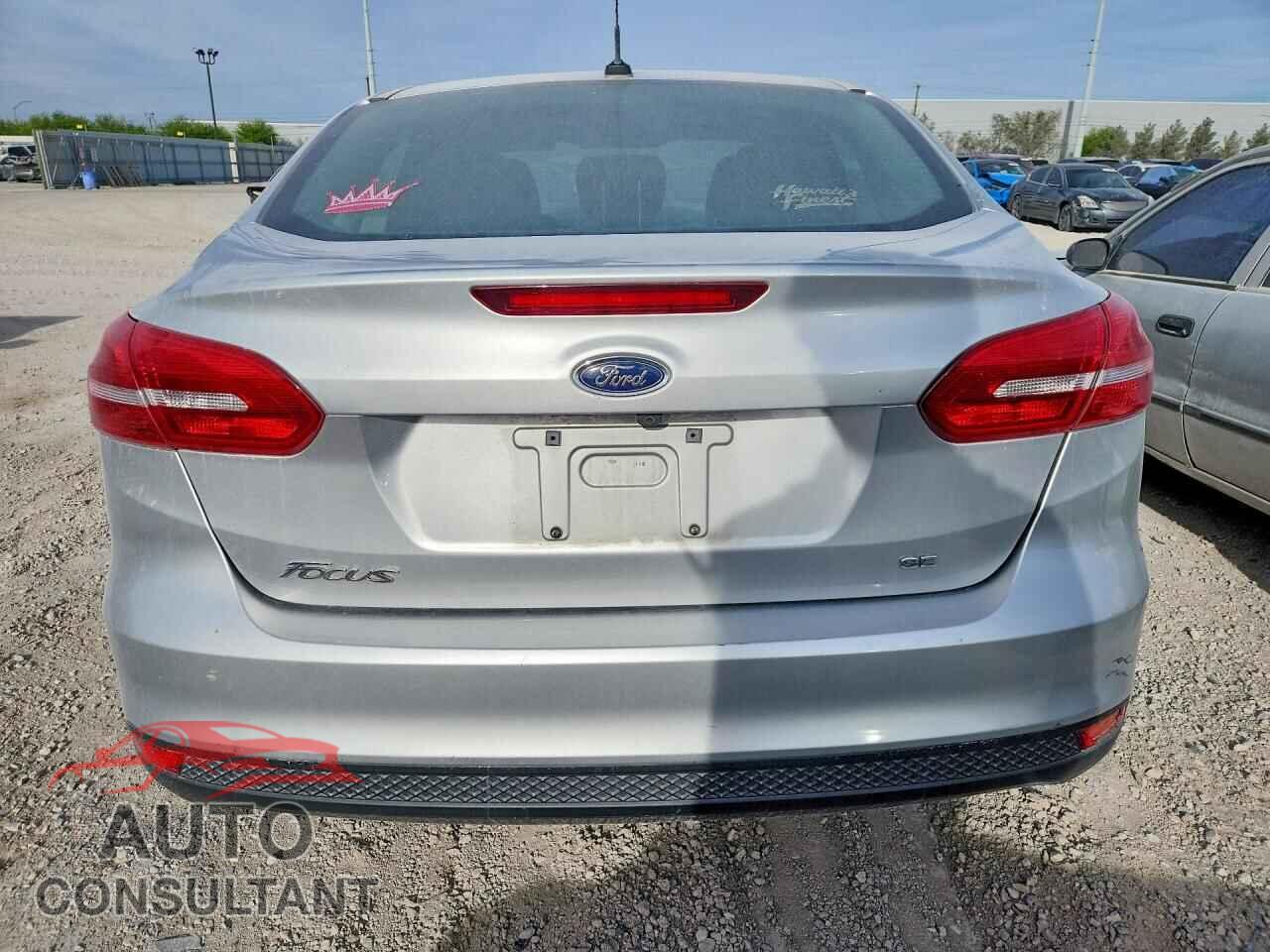FORD FOCUS 2017 - 1FADP3F25HL295877