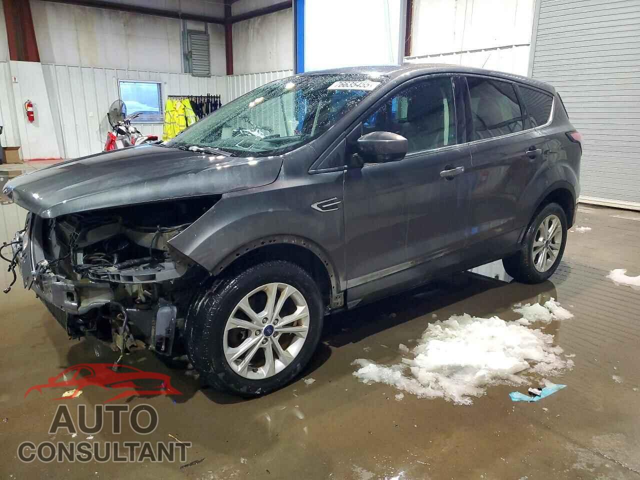 FORD ESCAPE 2017 - 1FMCU9GD9HUD82477