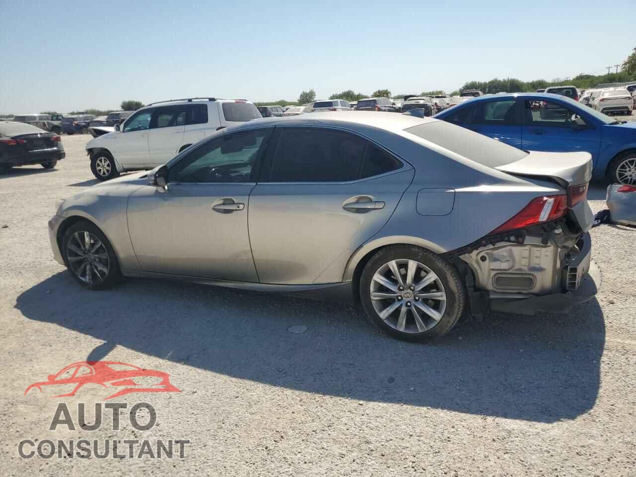 LEXUS IS 2016 - JTHBA1D25G5010705
