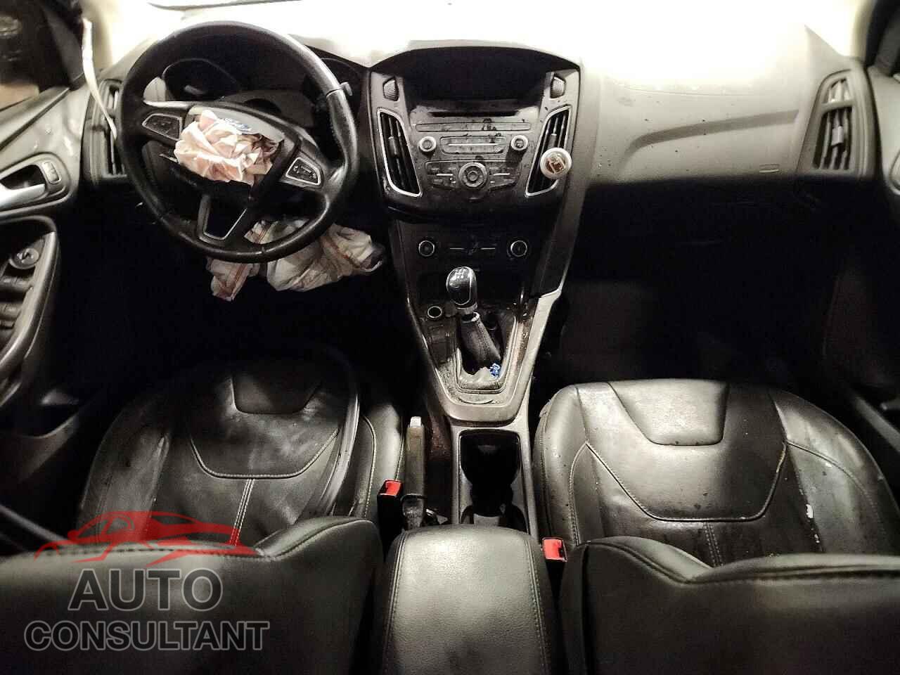 FORD FOCUS 2016 - 1FADP3F21GL378527