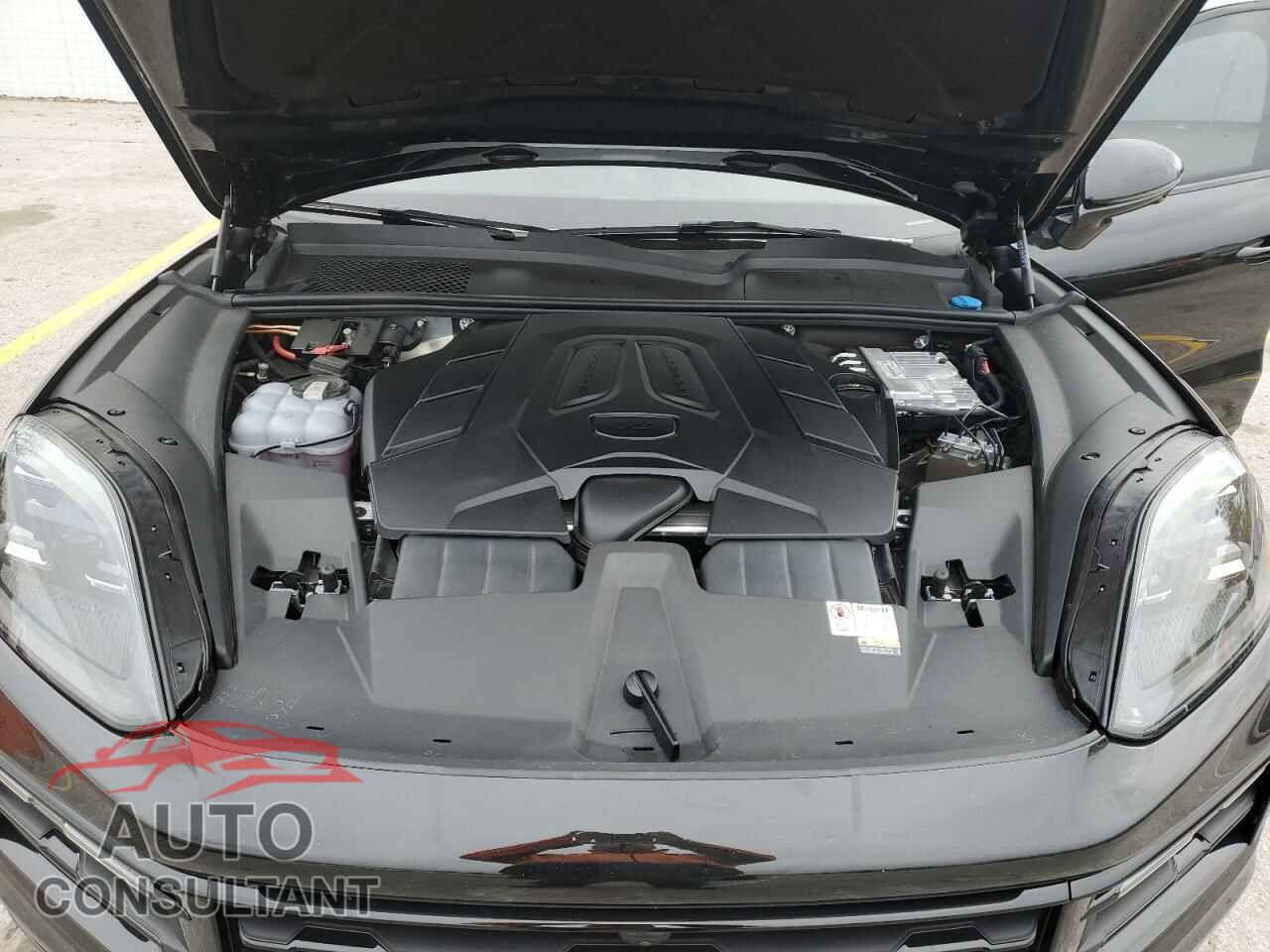 PORSCHE CAYENNE 2024 - WP1BA2AY0RDA51881