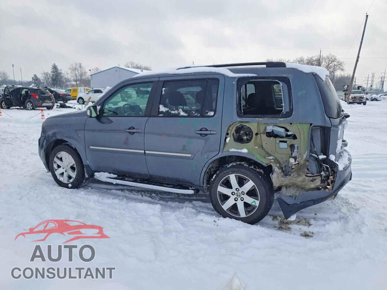 HONDA PILOT 2013 - 5FNYF4H96DB013743