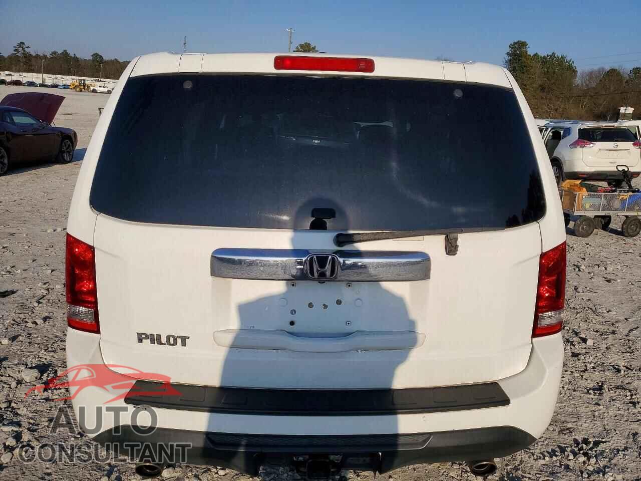 HONDA PILOT 2014 - 5FNYF3H67EB022145