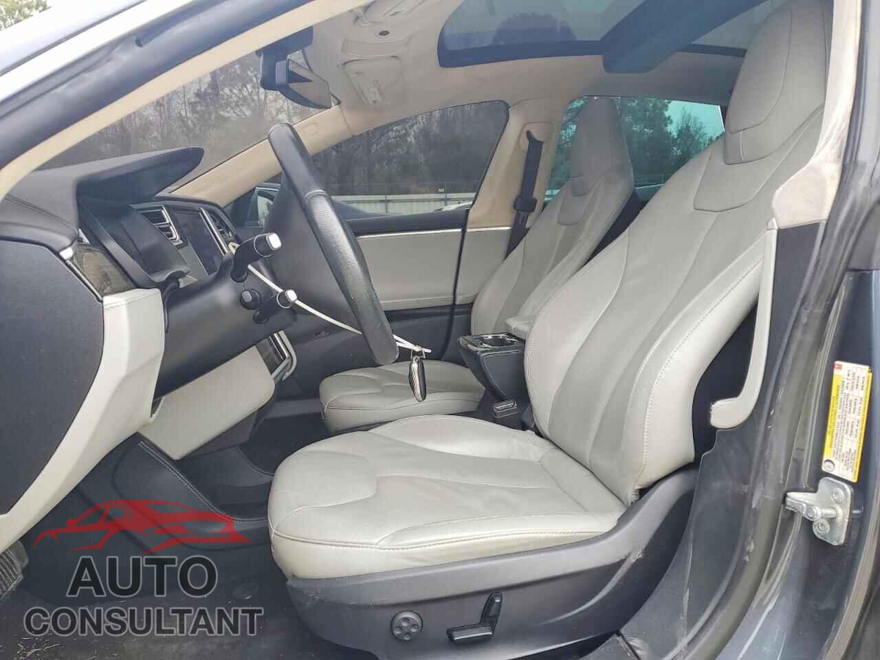 TESLA MODEL S 2014 - 5YJSA1H13EFP52194