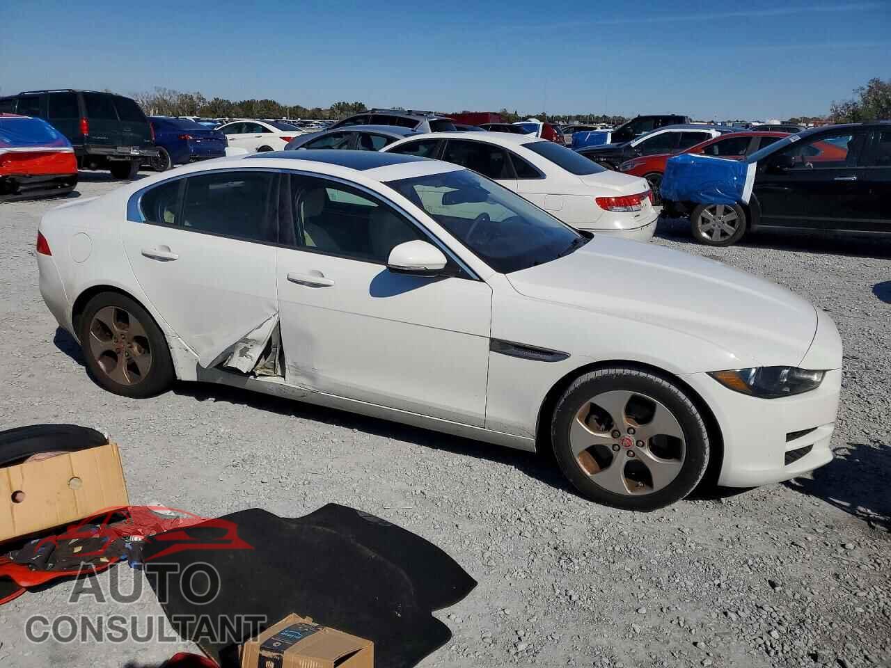 JAGUAR XE 2017 - SAJAR4BNXHA952411