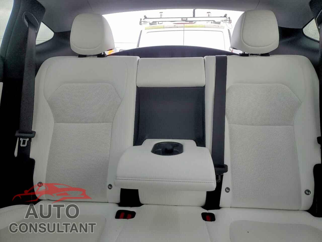 TESLA MODEL Y 2026 - 7SAYGDEE2TF455063