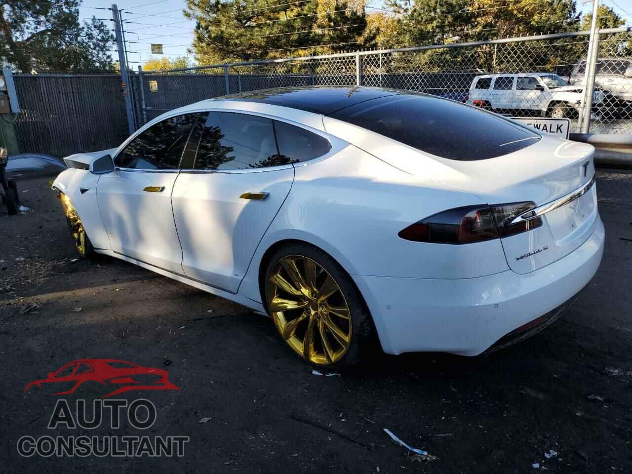 TESLA MODEL S 2018 - 5YJSA1E23JF253595