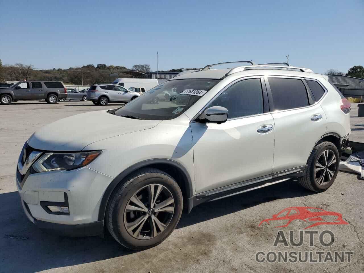 NISSAN ROGUE 2018 - 5N1AT2MT7JC809888