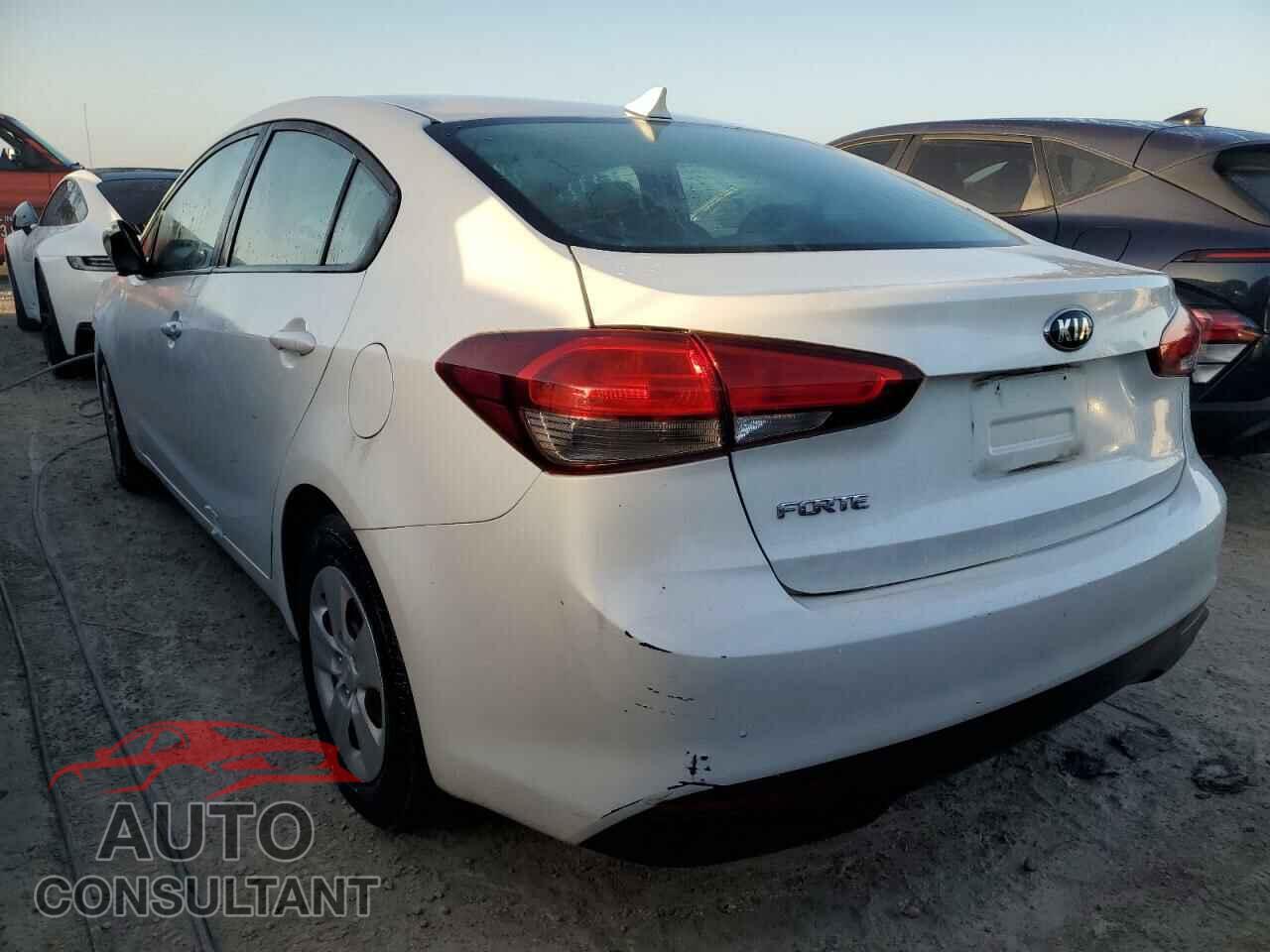 KIA FORTE 2017 - 3KPFL4A74HE052044