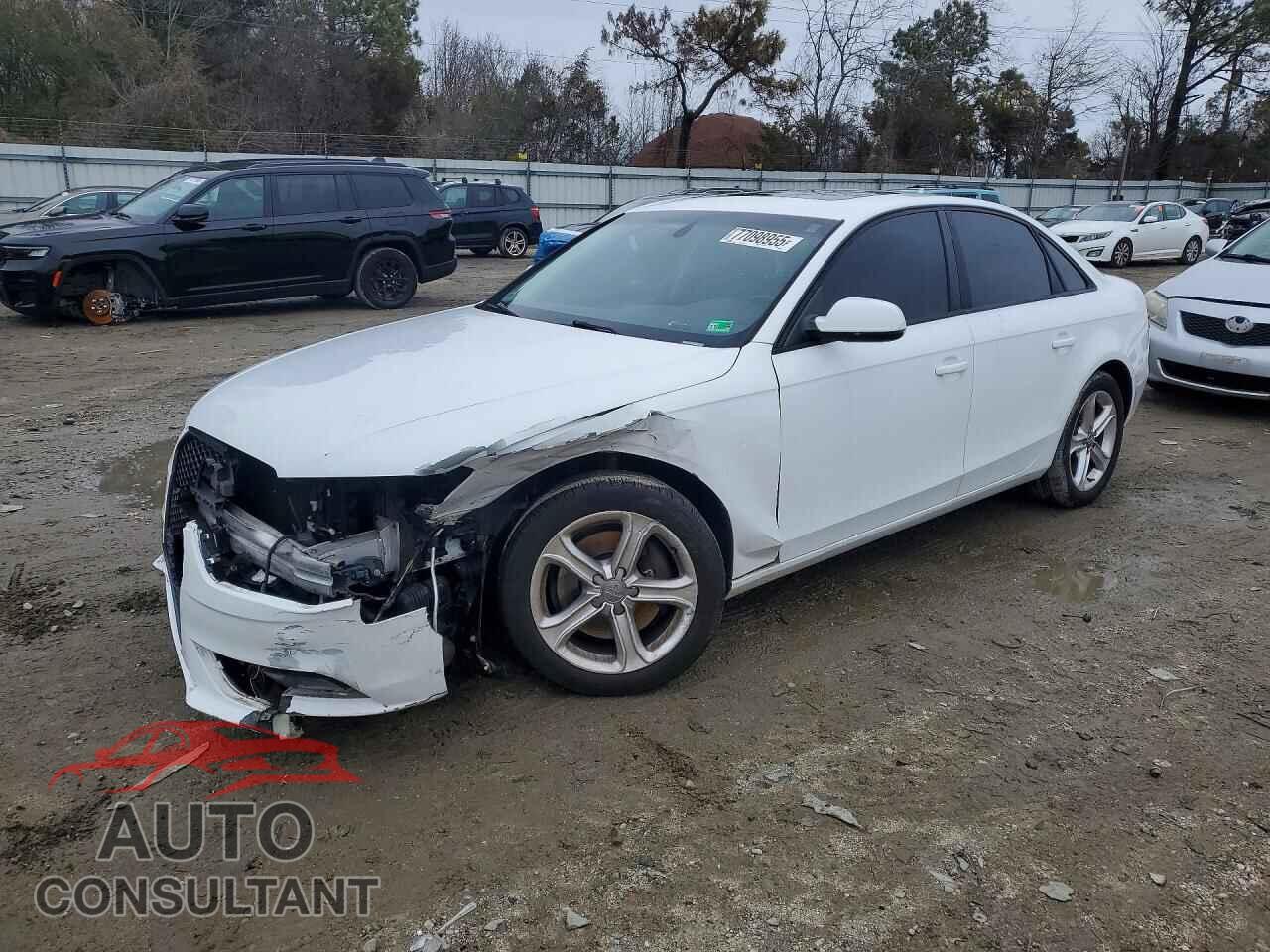 AUDI A4 2013 - WAUBFAFL2DN045929